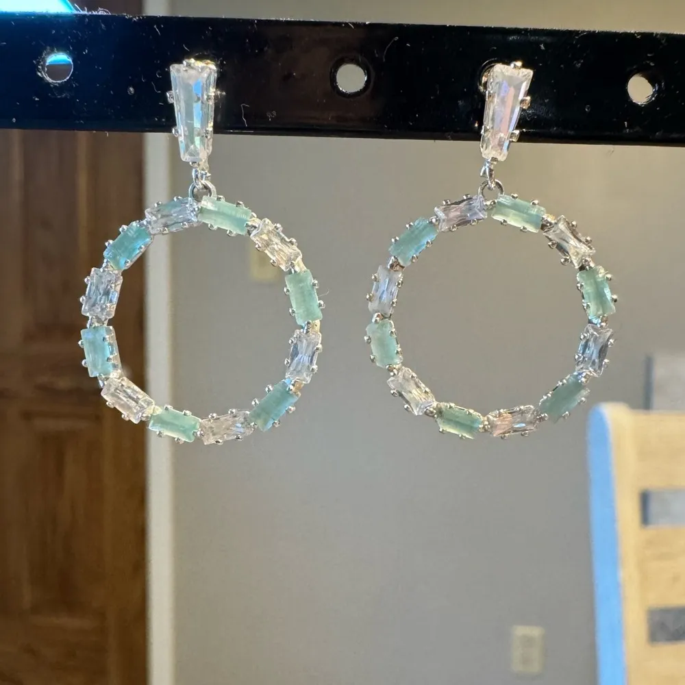 Saskia Small Baguette Drop Earrings Silver - Image 3