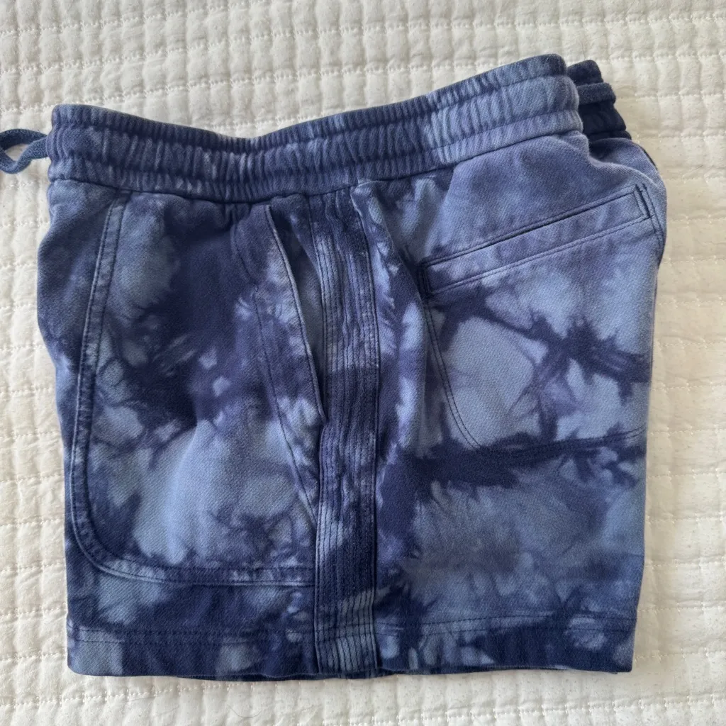 Athleta Farallon Shorts - Image 4