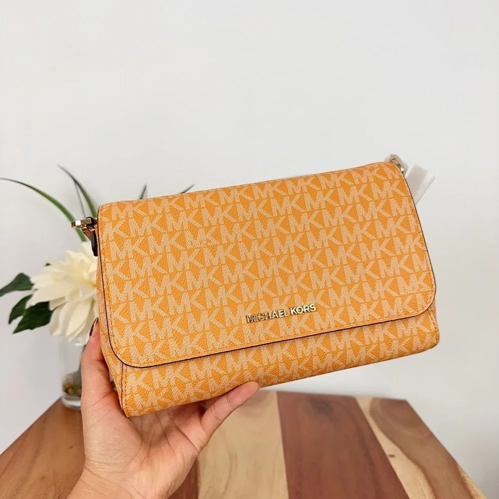 NWT Michael Kors Jet Set Item Medium Convertible‎ Pouchette Crossbody/Clutch Bag - Image 2