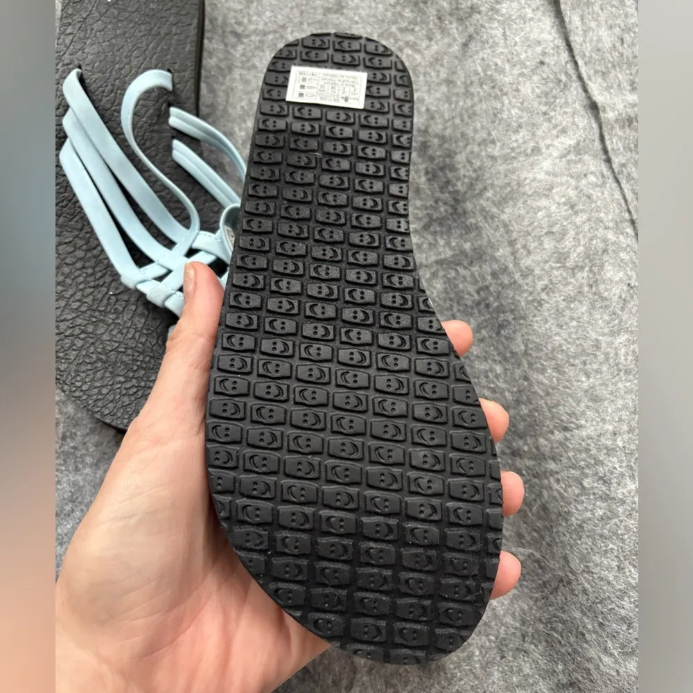 Sanuk Yoga-Sandy Sandals‎ Size 5 NWOT - Image 2