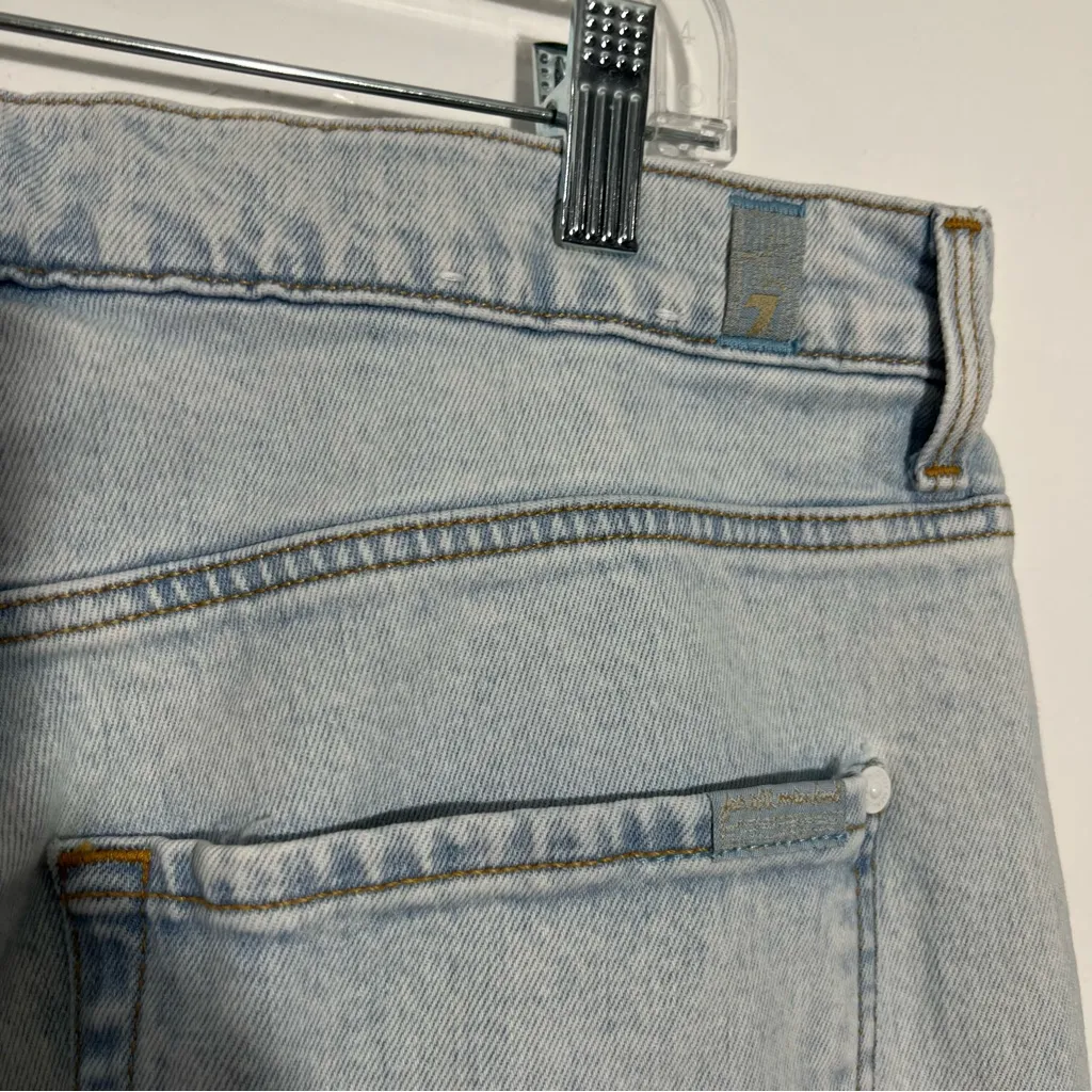 7 FOR ALL MANKIND The High Waist Skinny Jeans In Light Wash‎ Ripped Knee Size 33 - Image 5
