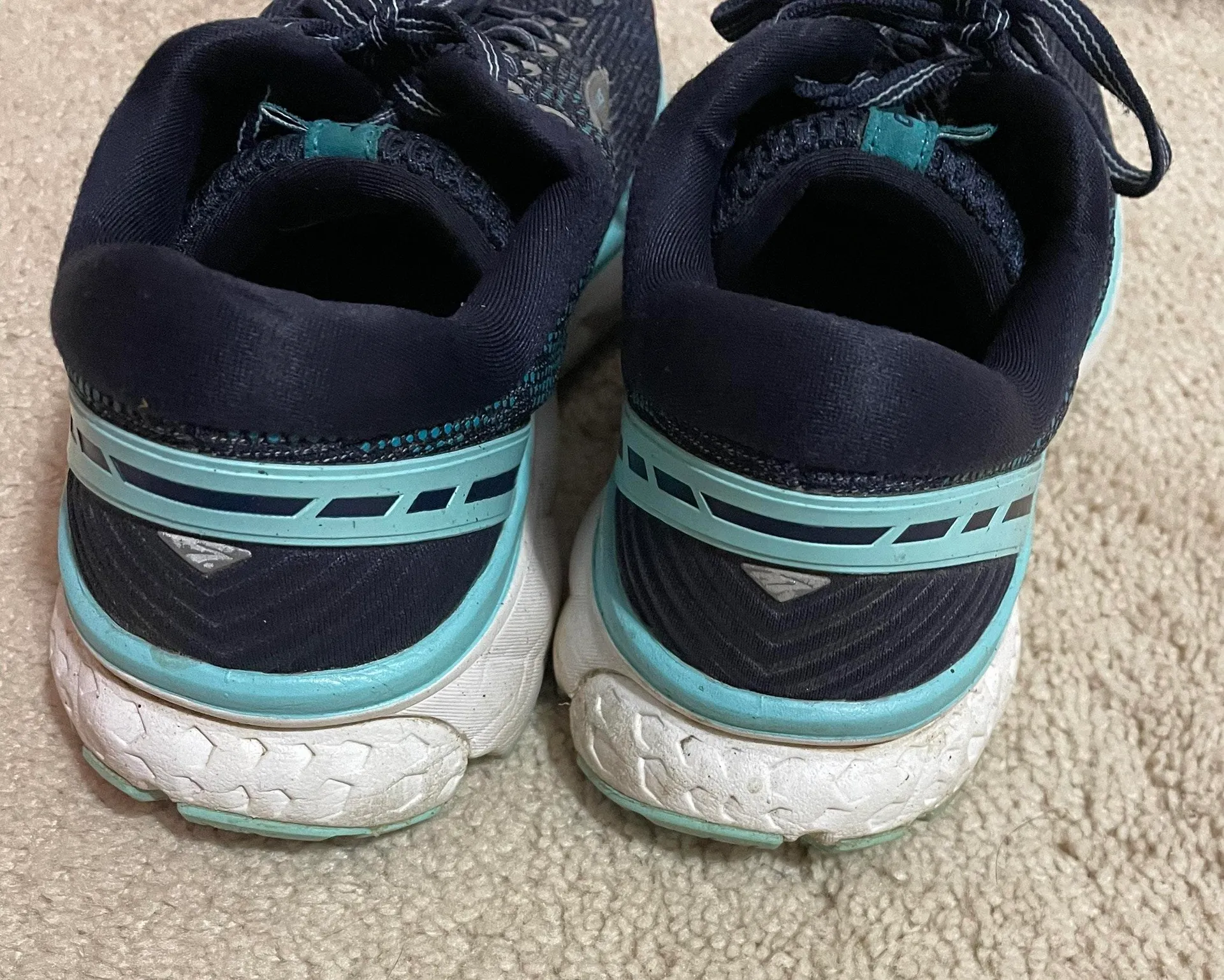 Brooks Ghost 11 Running Shoes - Image 3