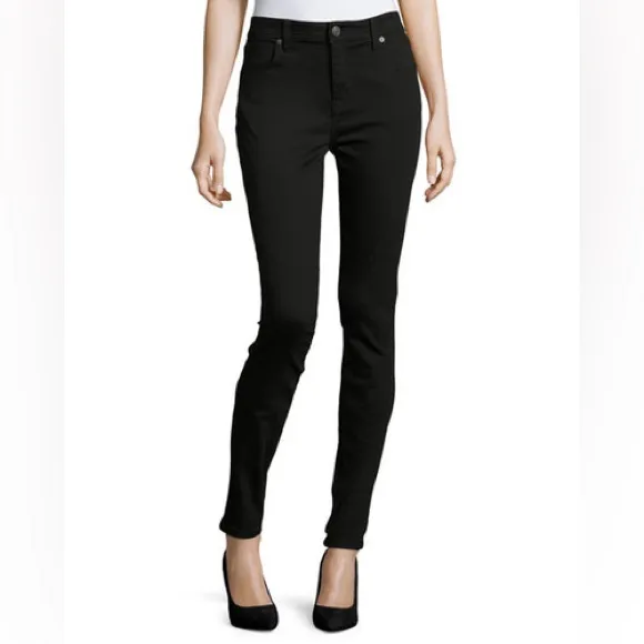 Burberry Skinny Low rise black jeans - Image 3
