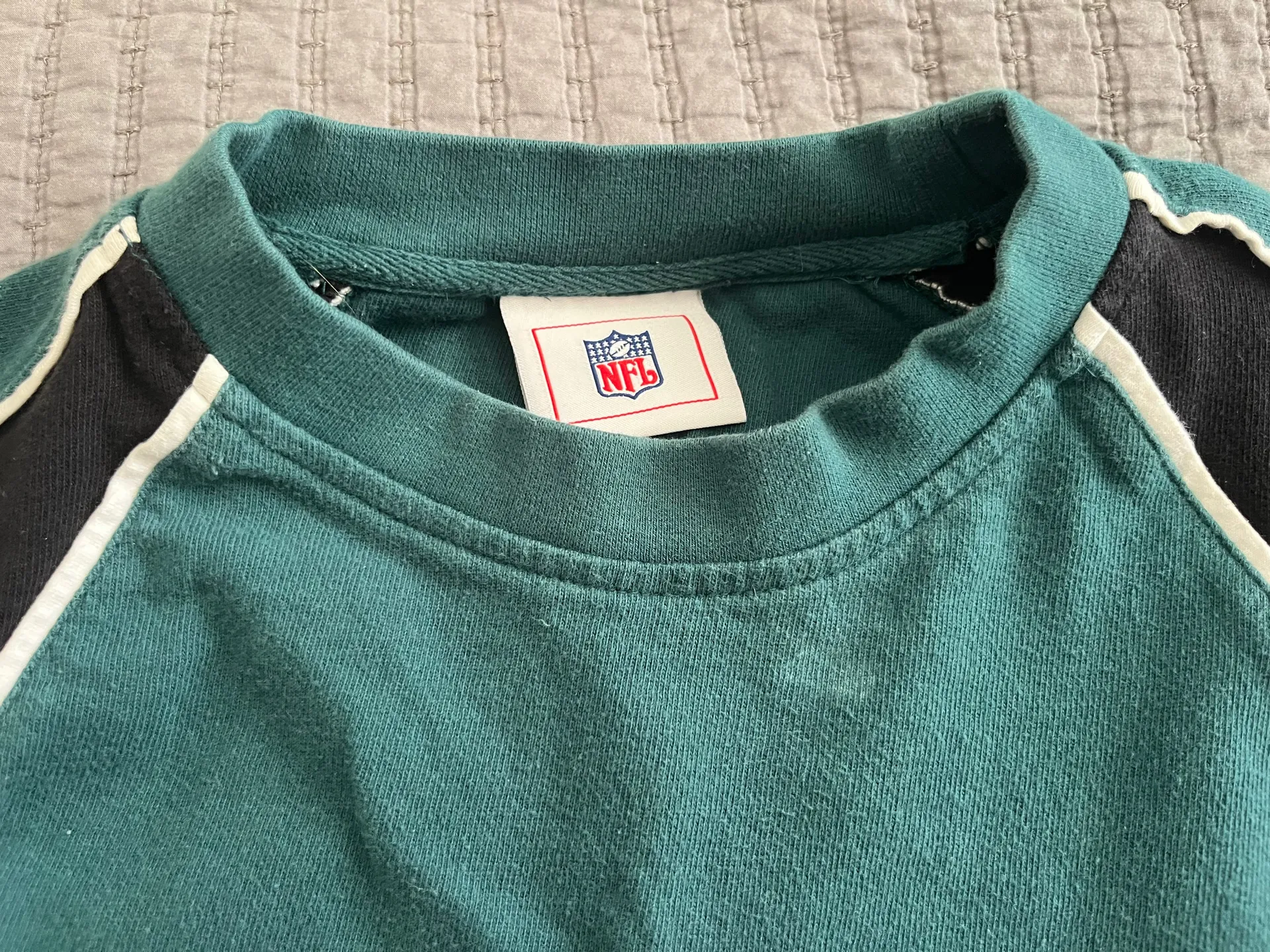 NFL Team Apparel Vintage Philadelphia Eagles Long Sleeve  - Image 3