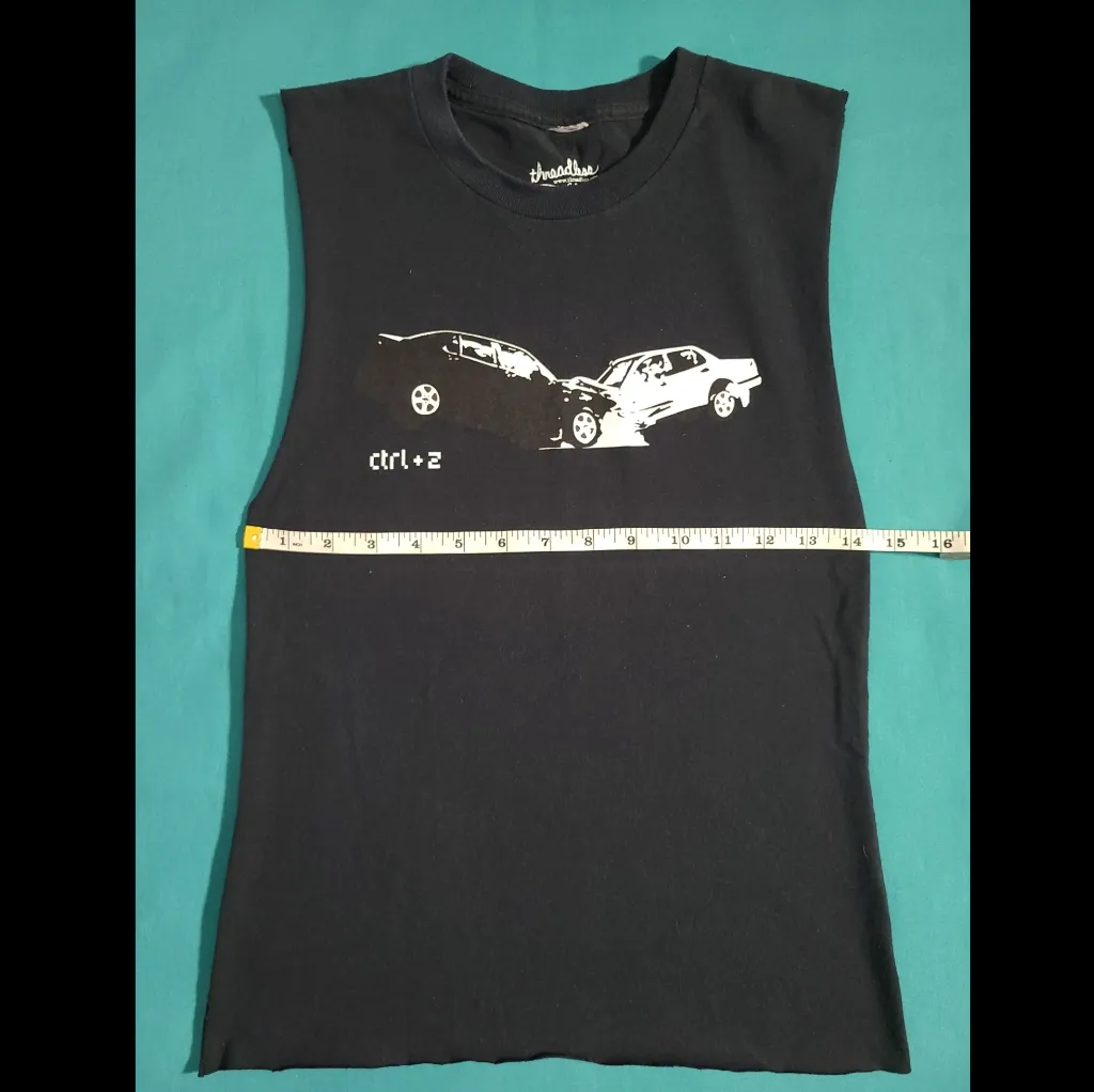 Threadless ctrl+z undo fitted muscle tank - Image 4