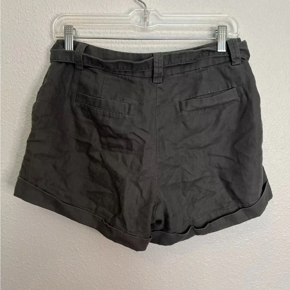 JCrew Factory Tie Waist Linen/Cotton Gray Cuffed Shorts Size 6 - Image 4