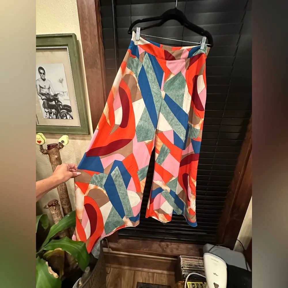 EUC SHEIN Red and Blue Maxi A-Line wide leg pants Resort Wear - Image 2