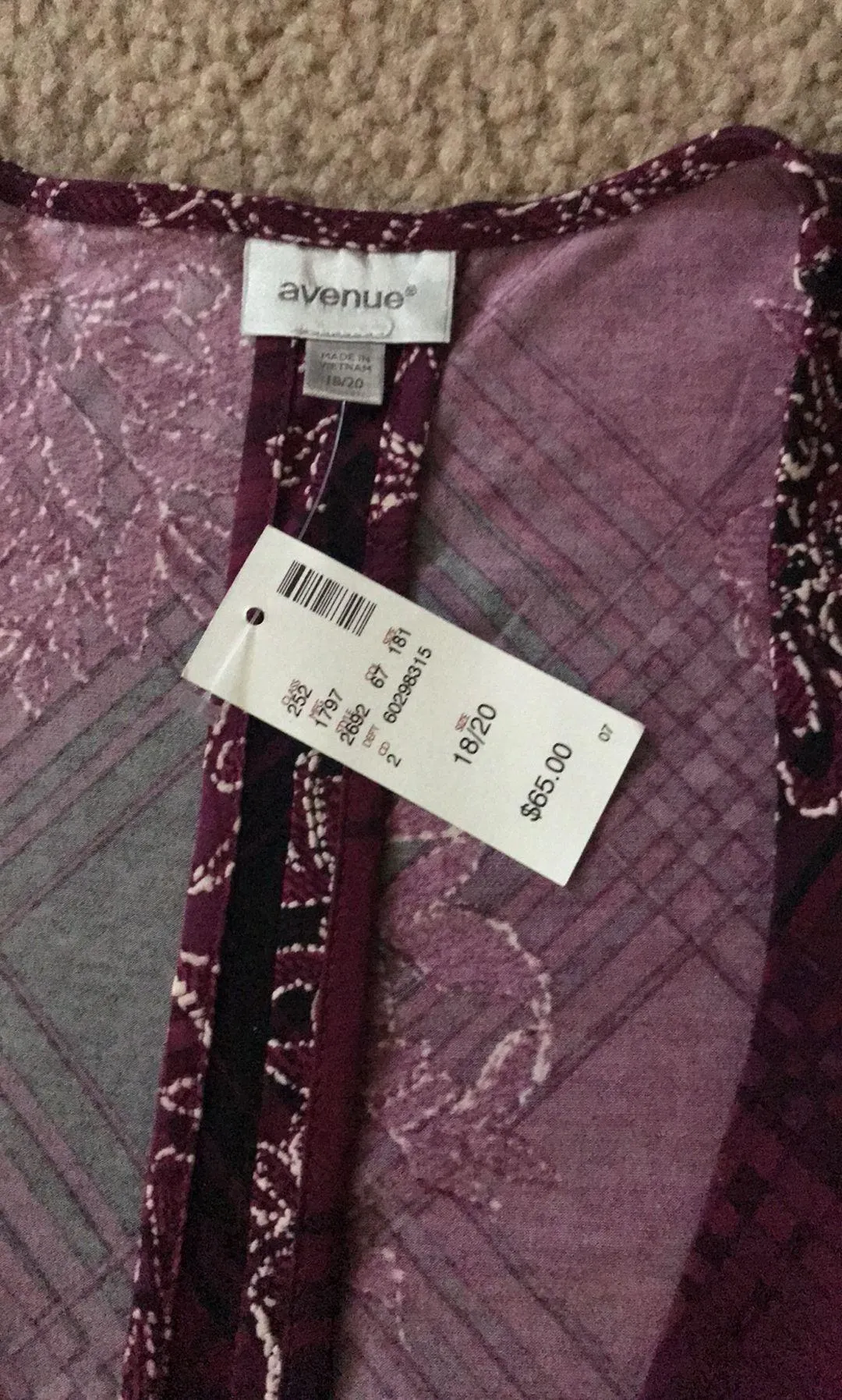 Avenue Plus size top For woman size (18-20) - Image 3