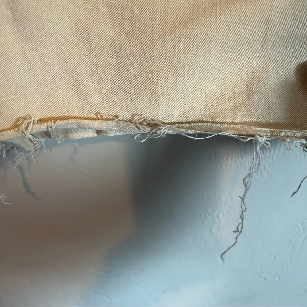 Gap‎ 3 inch Butter Yellow Denim Raw Hem Shorts - Image 7