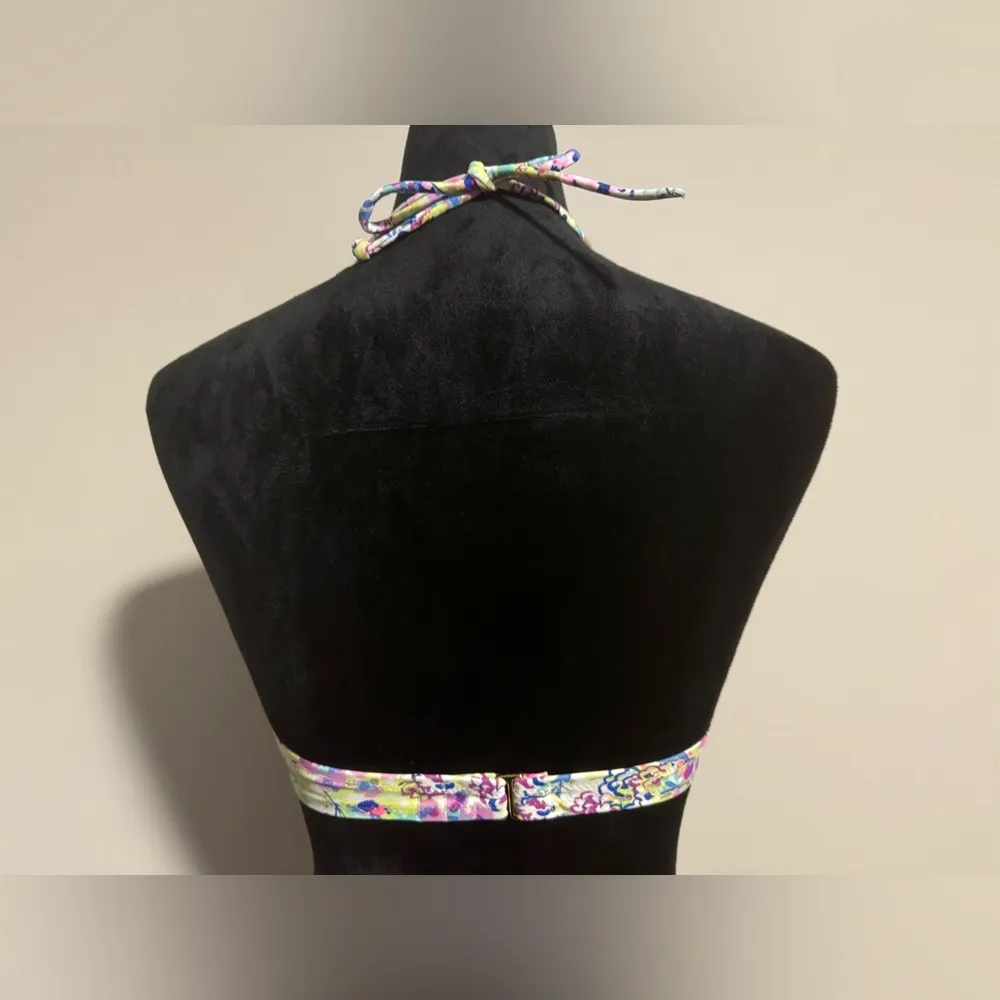 EUC Victoria’s Secret Pink & Blue floral swim top size 34B - Image 2