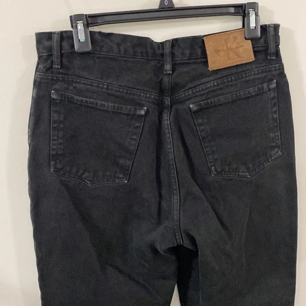 Calvin Klein vintage black high rise mom jeans size 10 - Image 4