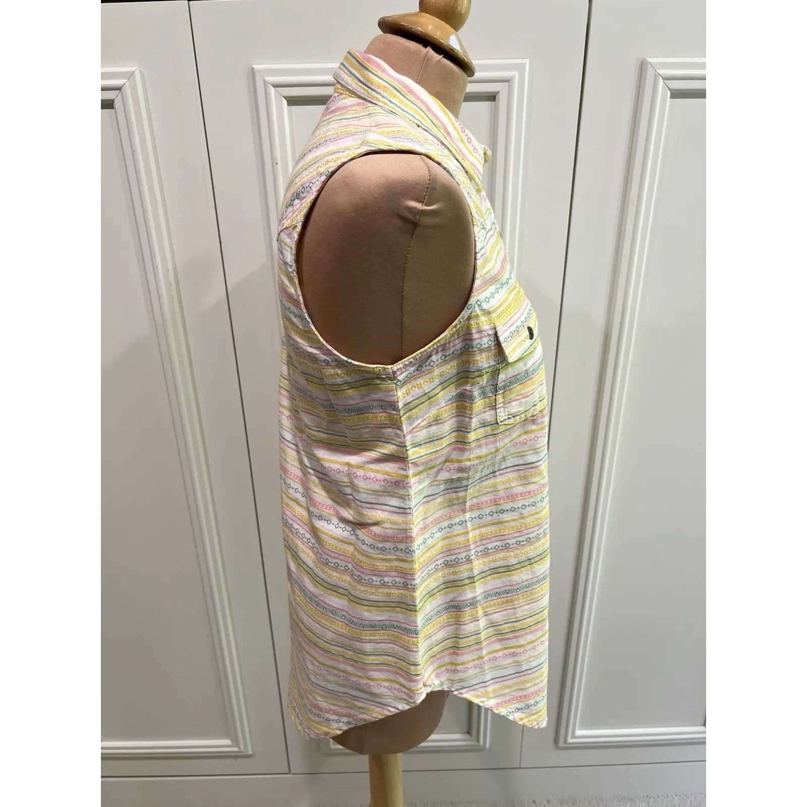 Ariat Jasmine Sleeveless Shirt Yellow Yarn Dye Jacquard‎ Stripe Western Rodeo - Image 5