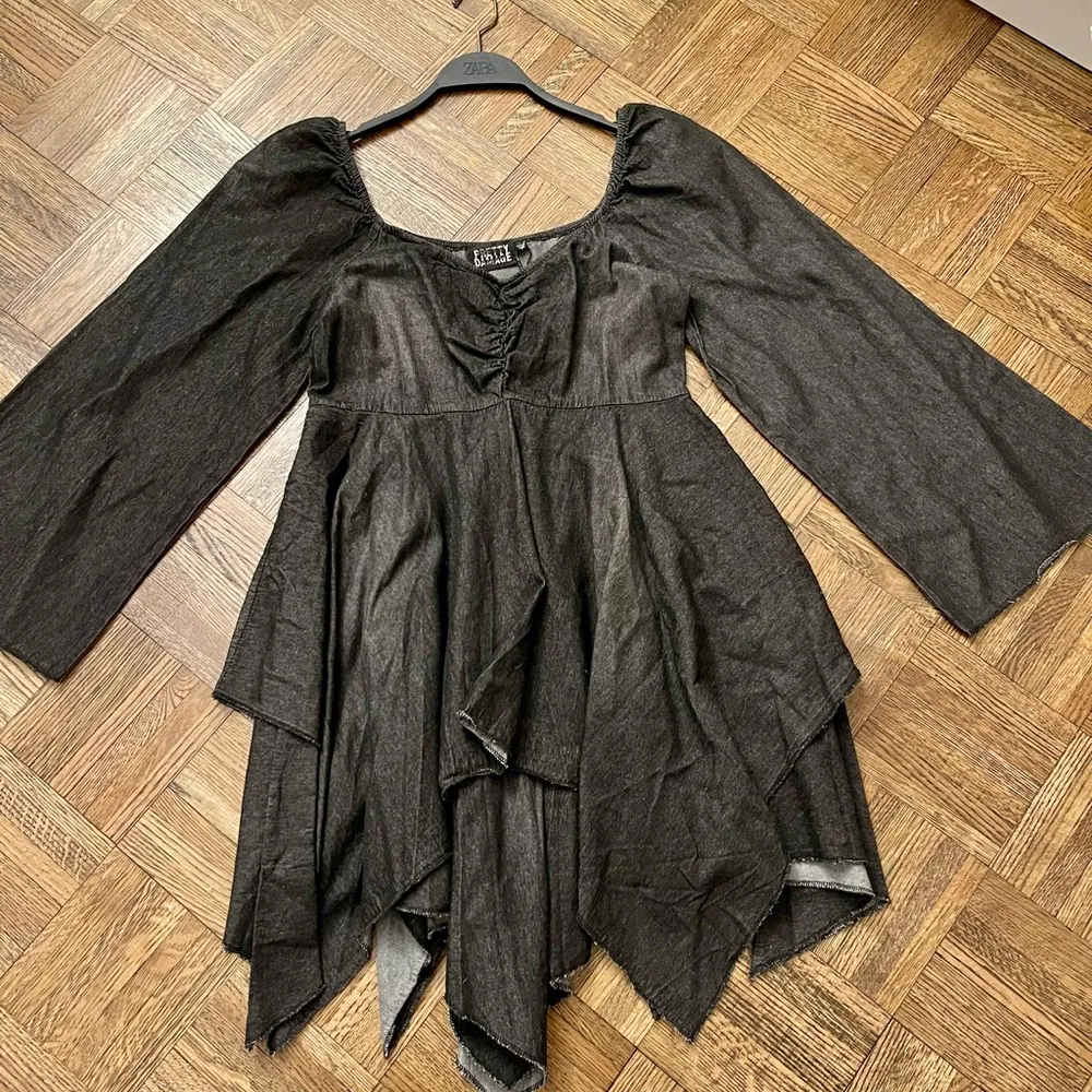 NWT Pretty Damage Black Denim Asymmetrical Dress Size L - Image 9