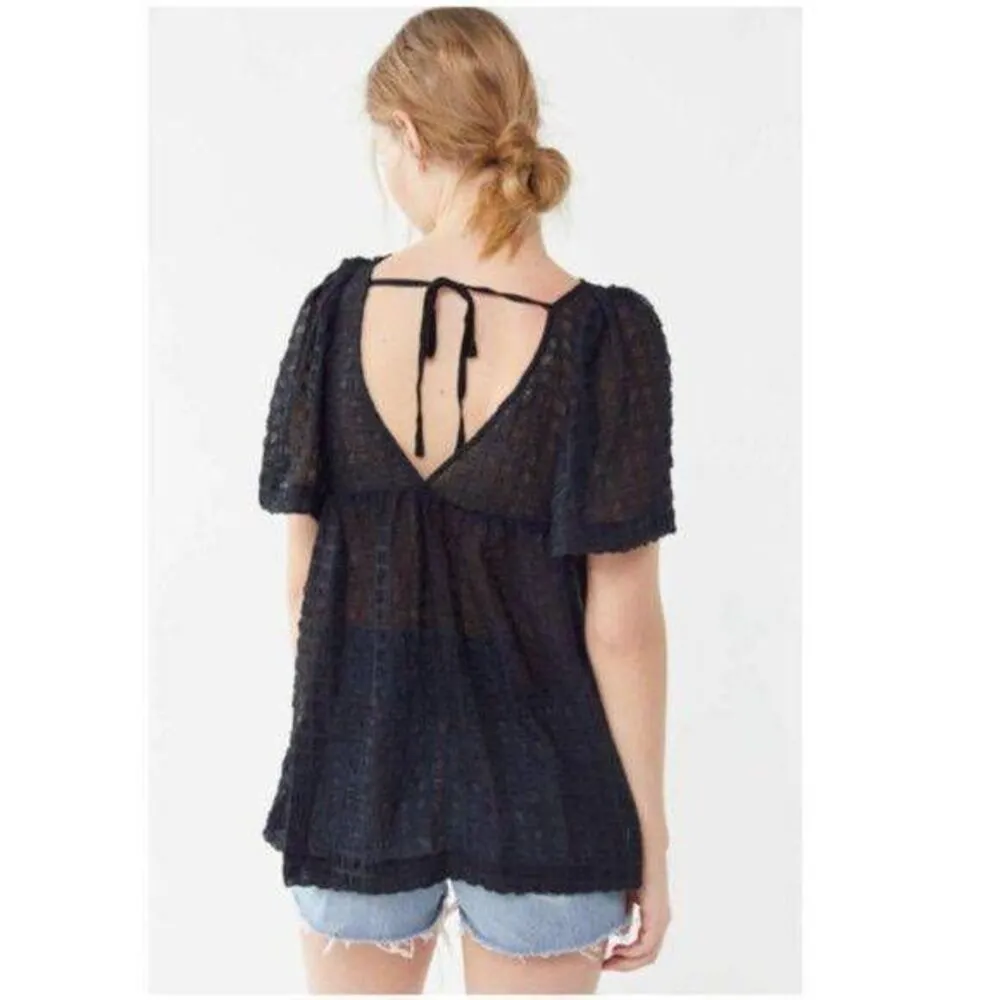 Urban Outfitters Helena Crinkle Short Sleeve Babydoll Top - L - Image 2