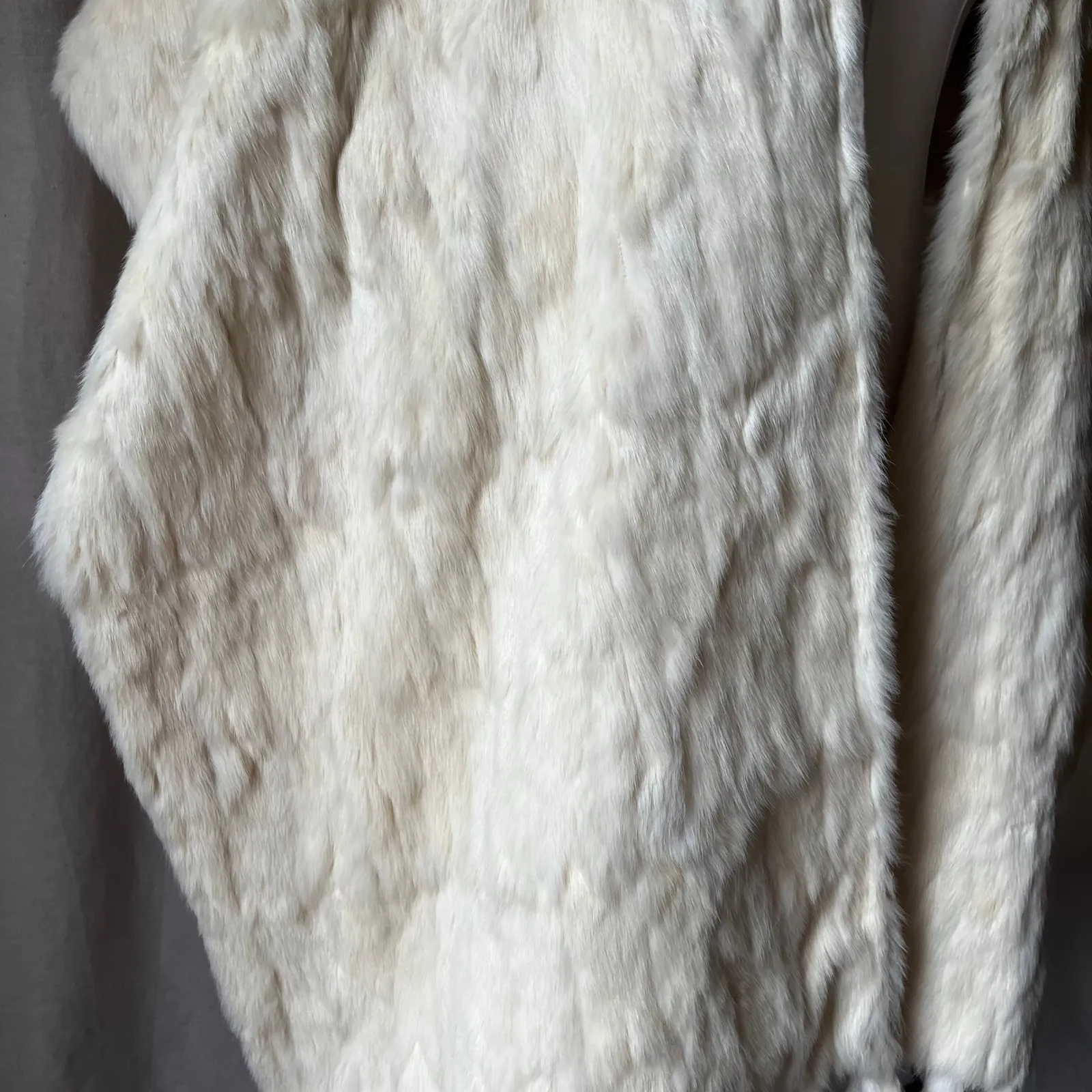 Vintage Buttercream Rabbit Fur Bridal Wrap w/ Black Tipped Tails‎ 43" Long Size undefined - Image 9