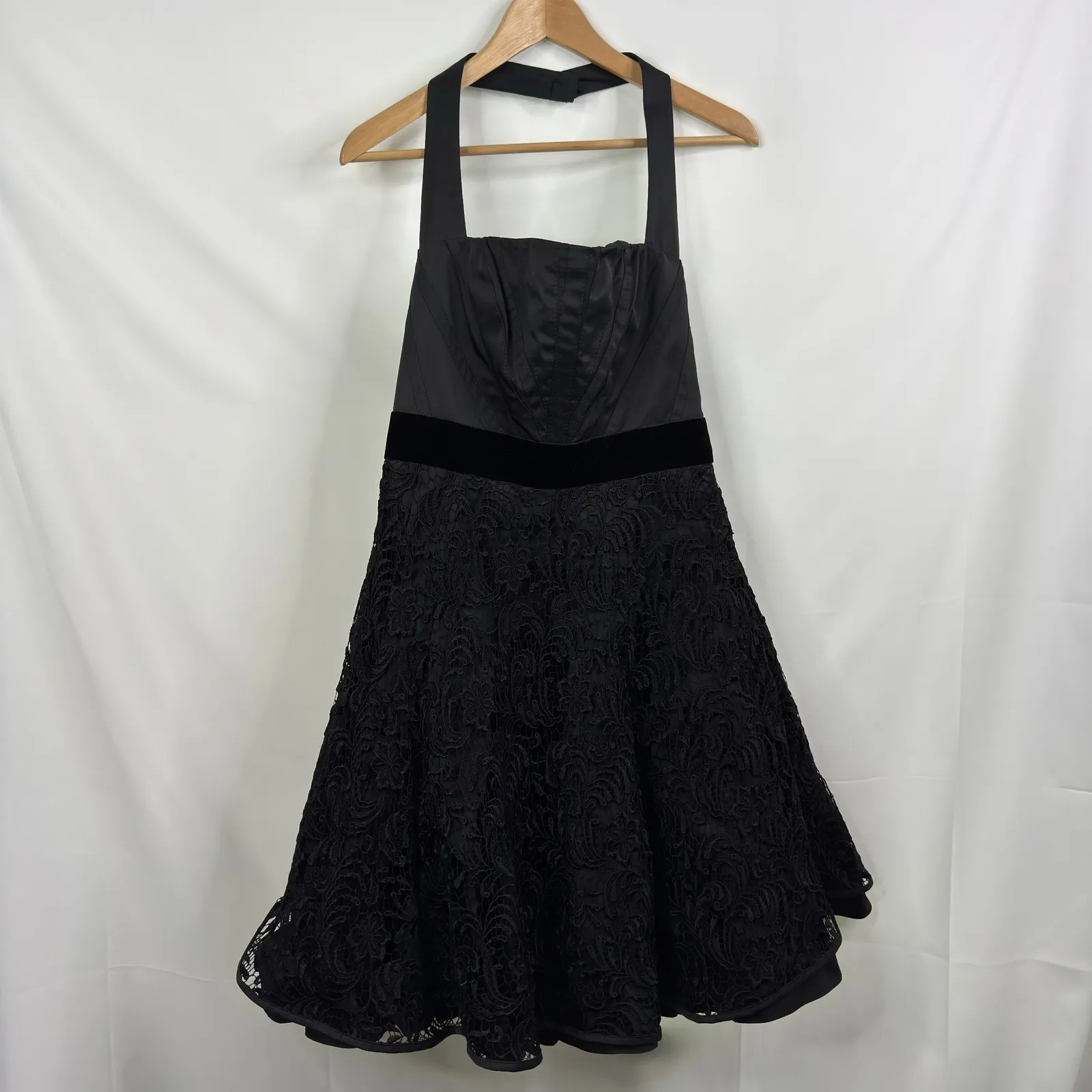 Karen Millen Black Halter Lace Fit Flare Party Dress Size 8 NWT - Image 5