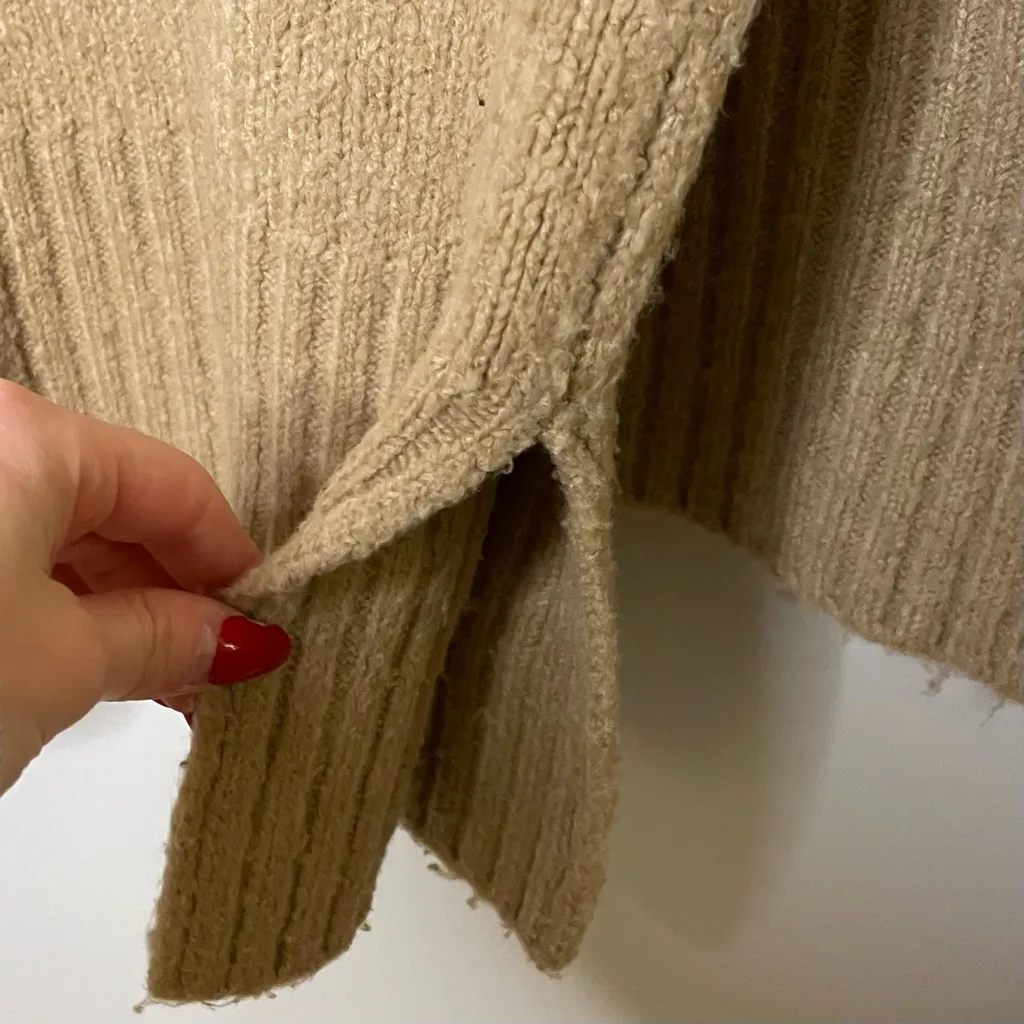 Topshop Oversized Turtleneck Knit Sweater, Camel, Size 4-6, EUC - Image 3