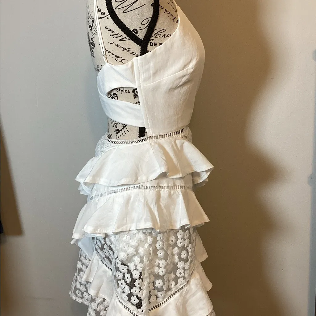 🩵NWT🩵 SELFIE LESLIE TAURUS FLORAL EMBROIDERY & RUFFLE TRIM DRESS Size US:SM - Image 11