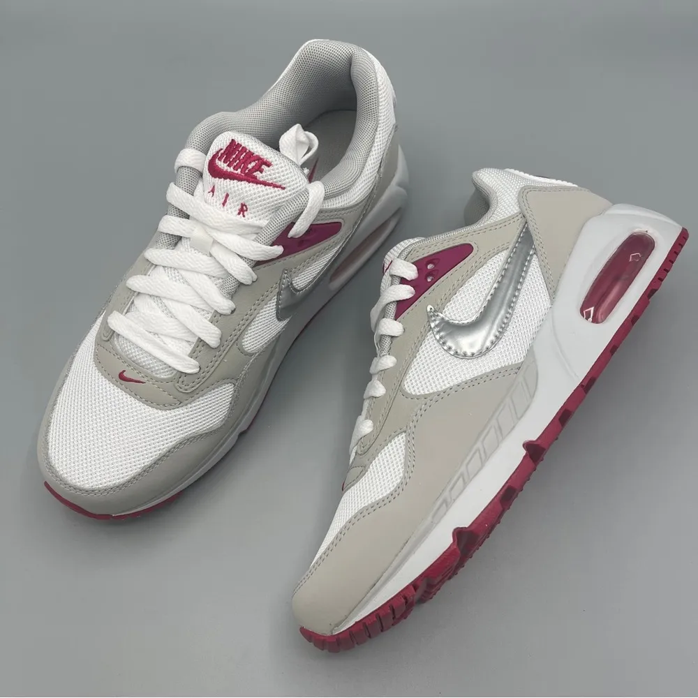 Women Air Max Correlate /WHITE/STRATA GREY/SPORT FUCHSIA/METALLIC/Size 6 - Image 5