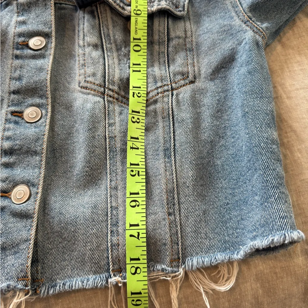 Altar’d State Distressed Cropped Jean Jacket - Image 7