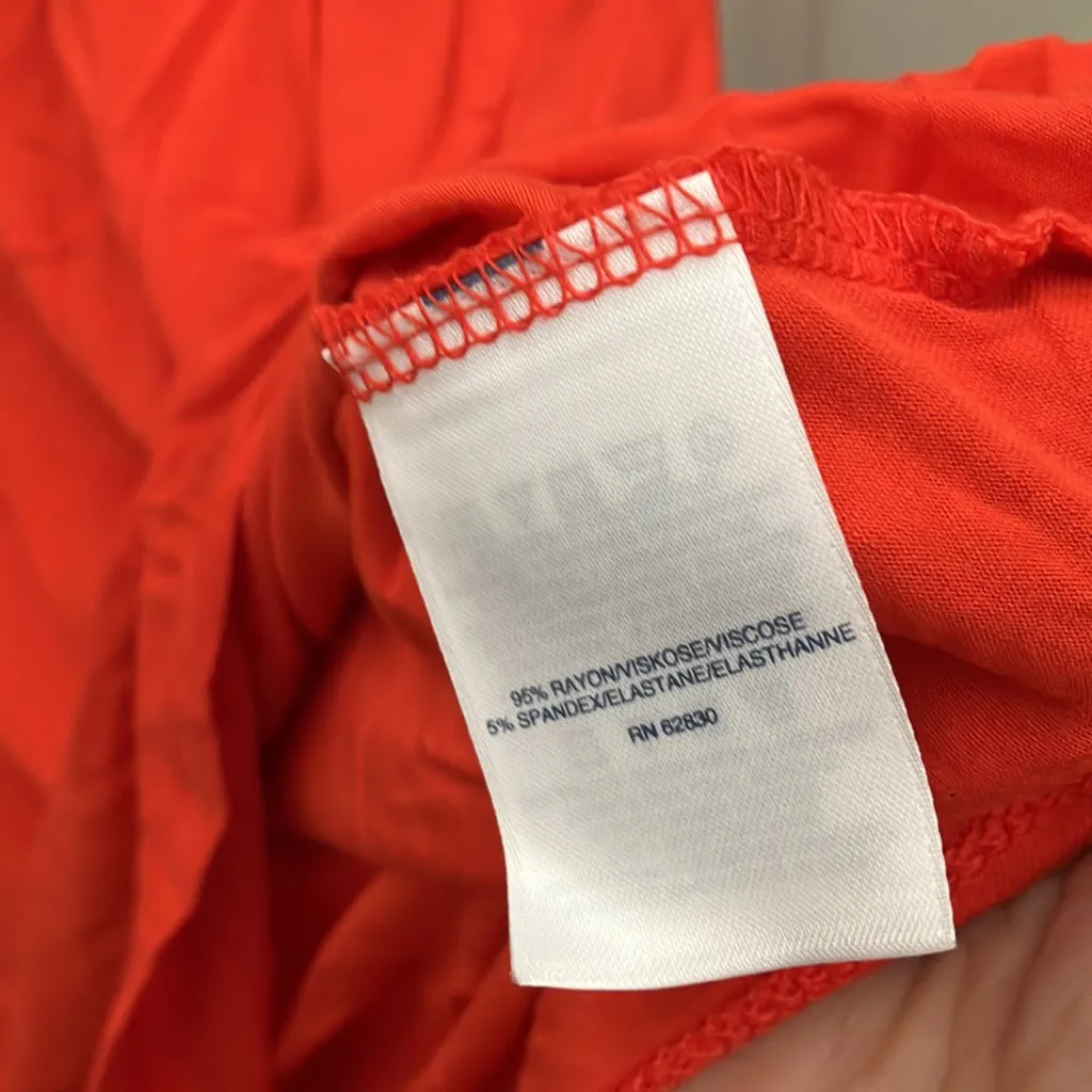 Lands' End FINAL MARKDOWN  tee medium - Image 3