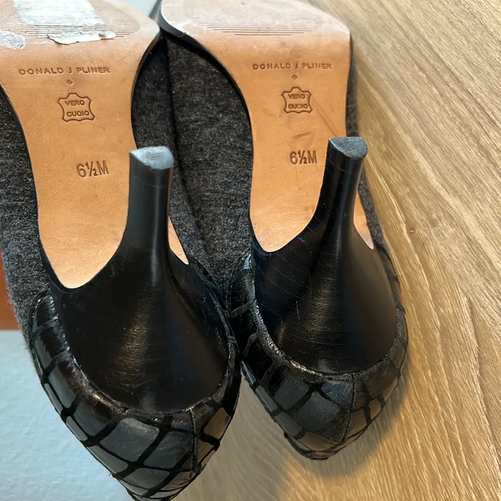 Donald J. Pliner Ponte & Leather Closed Toe Heel, 6.5 Gray - Image 8