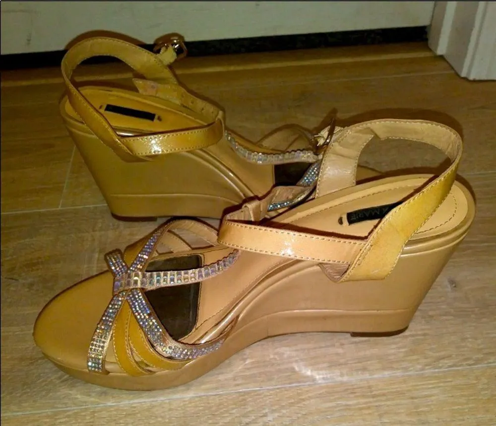 Alex Marie tan sequined sparkly wedges - Image 2