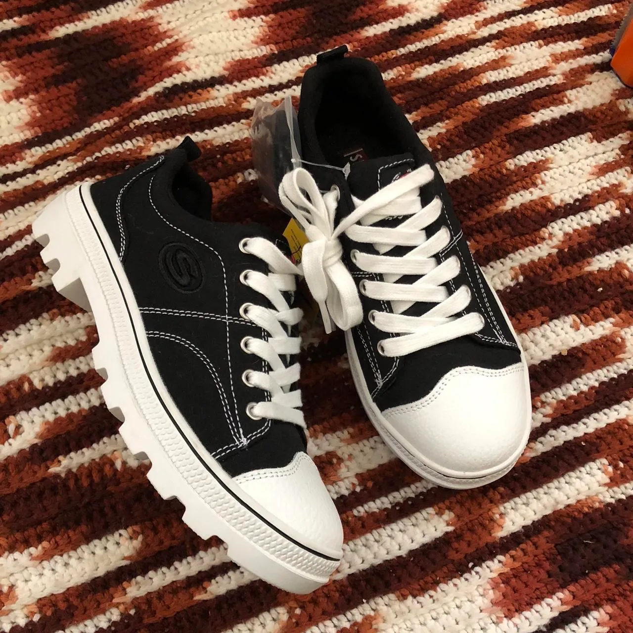 Y2K Deadstock NWT Skechers USA Jammers Shoes Platform Chunky Lug Black White Lace Up Sneakers Boots Women 6 #gothic #grunge #alternative #granola #Gratz True Vintage Measurement in pics - Image 4