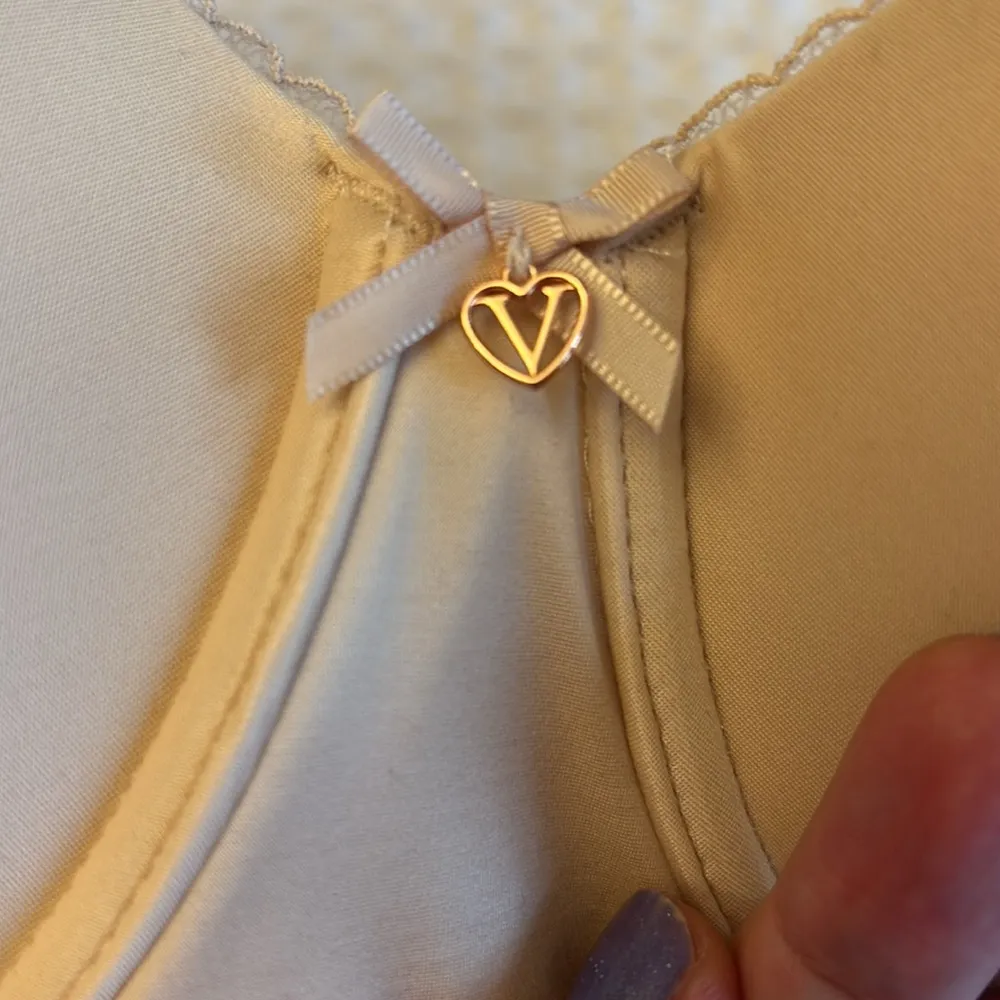 NEW! $50 VICTORIA’S SECRET 32D Lightly Lined Demi Bra BEIGE Padded Underwire - Image 9