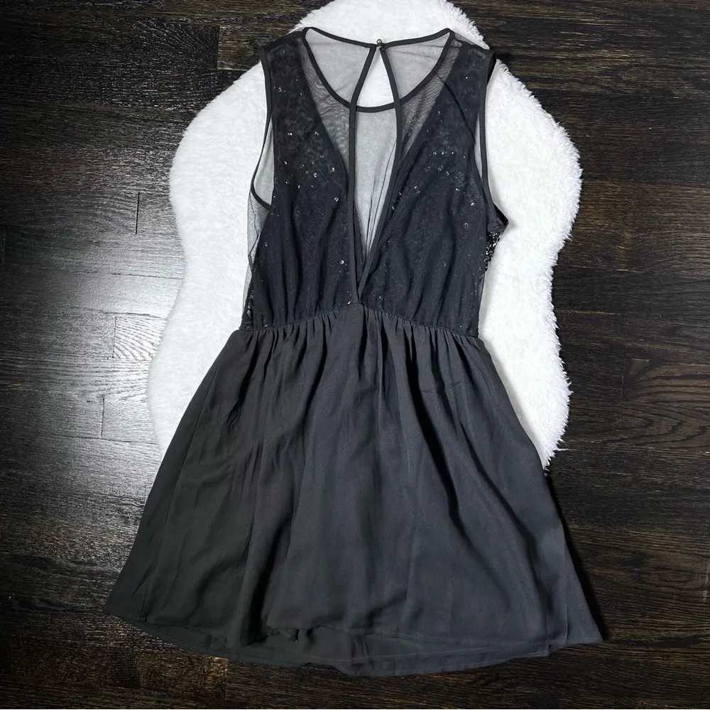 Forever 21 Black Sequin and Mesh Cocktail Dress - Image 6
