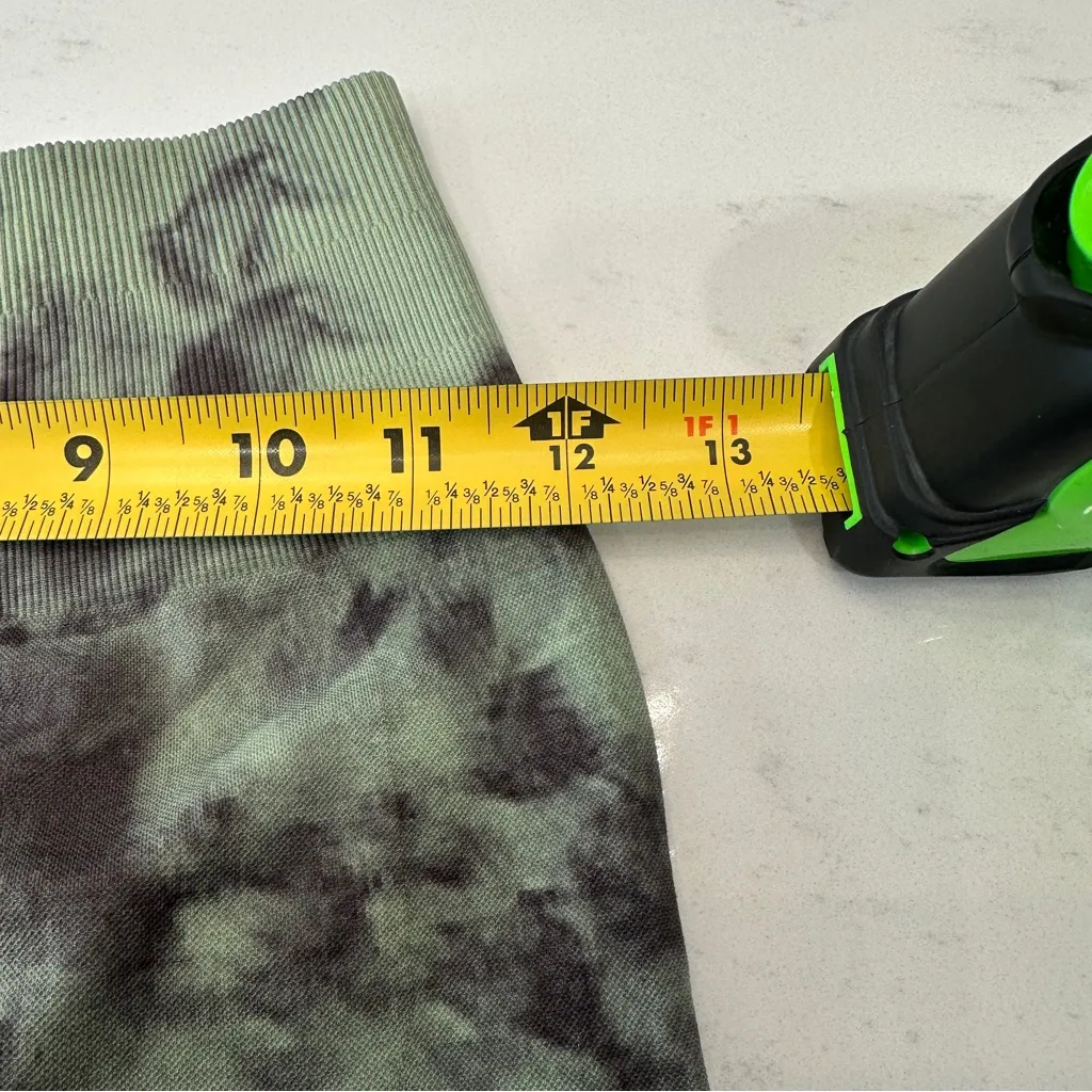 1 of 500!!! RARE Darc Sport Wolves Green Marble Biker Shorts Size S - Image 4