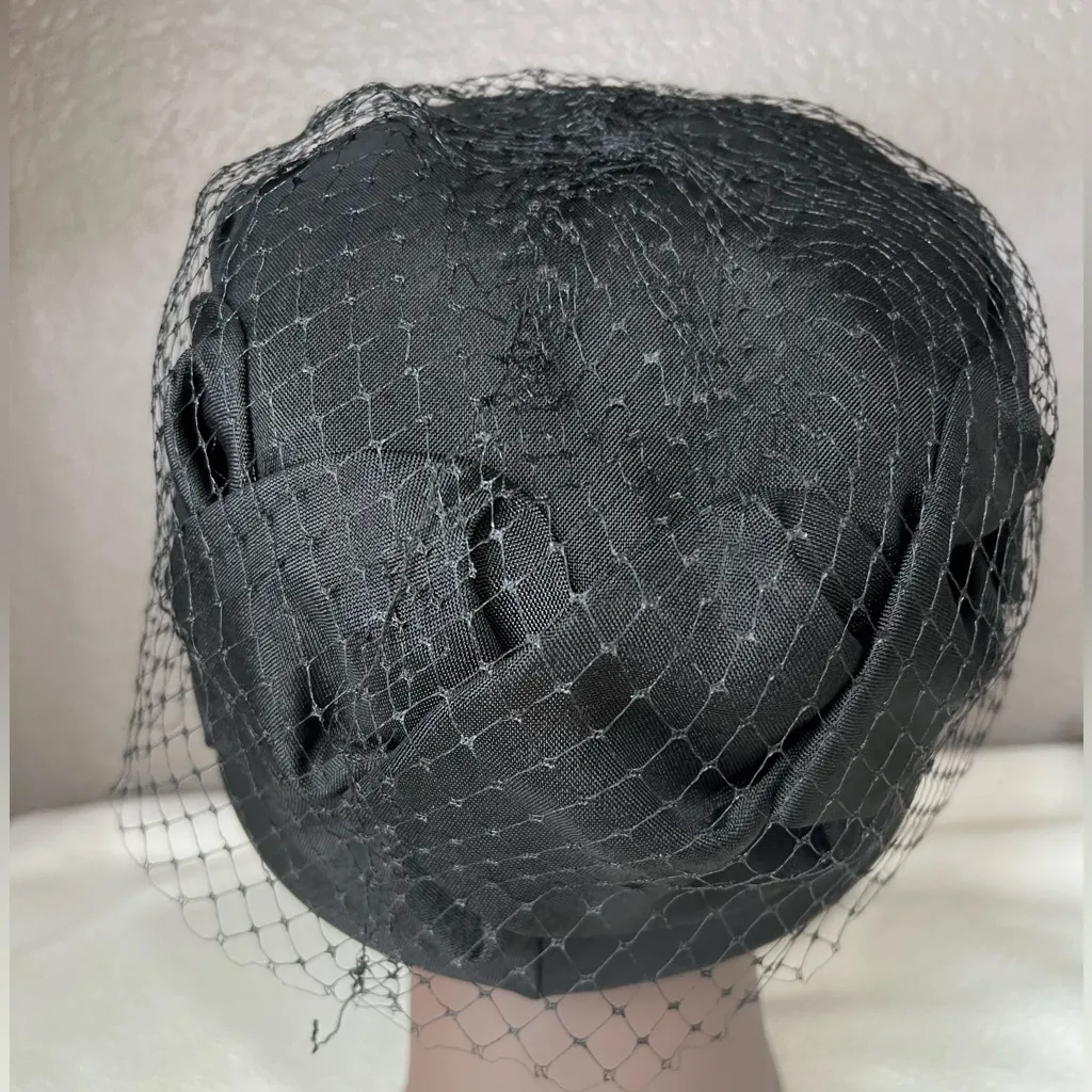 Vintage women ’s 1960’s black nettle hat union made USA - Image 9