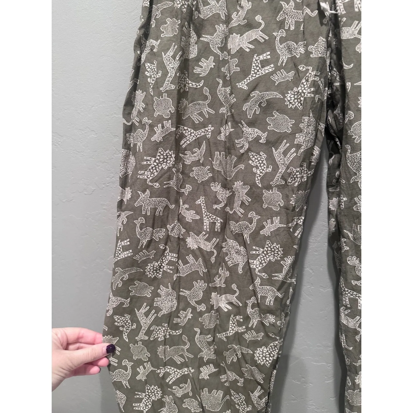 Tribal Green Safari Animals Lightweight Matching Pants Set Sleeveless Rayon - Image 12