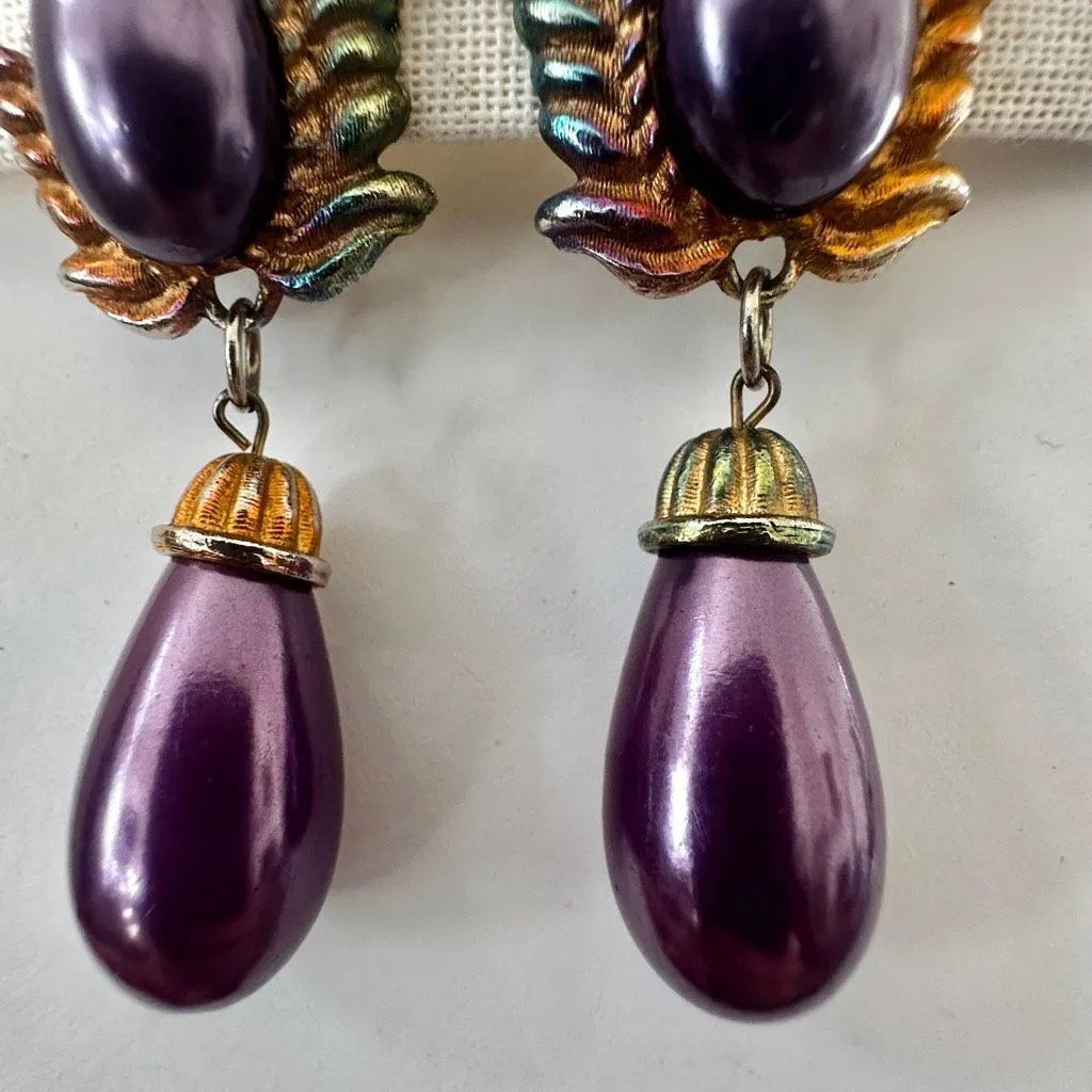 Vintage Iridescent Purple Teardrop Clip - Image 3