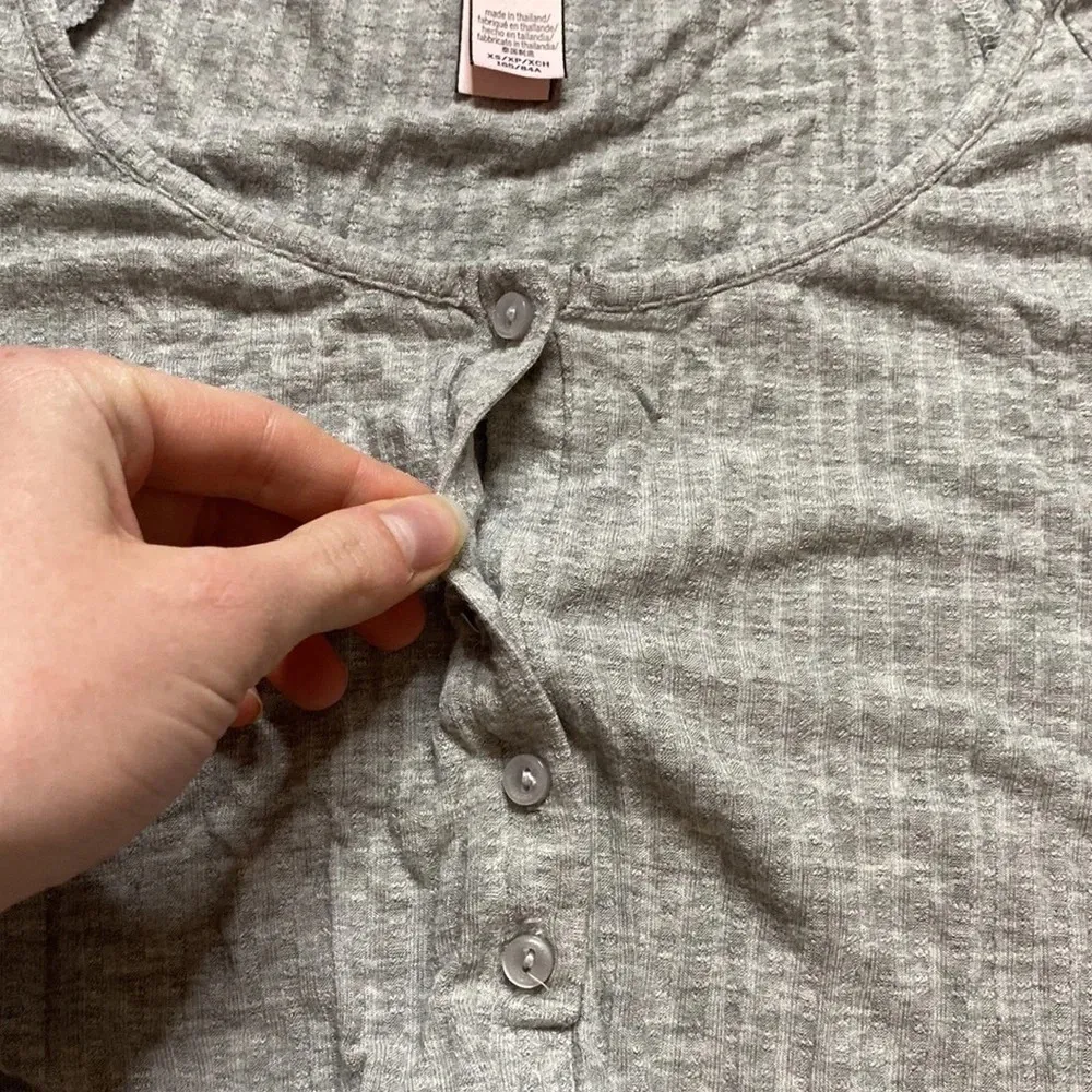 Victoria’s Secret Ribbed Gray One Piece Pyjama Romper - Image 7