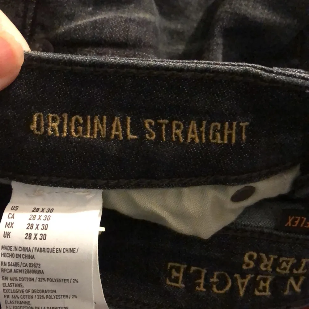 American Eagle Original Straight Dark Wash Jeans - Image 7