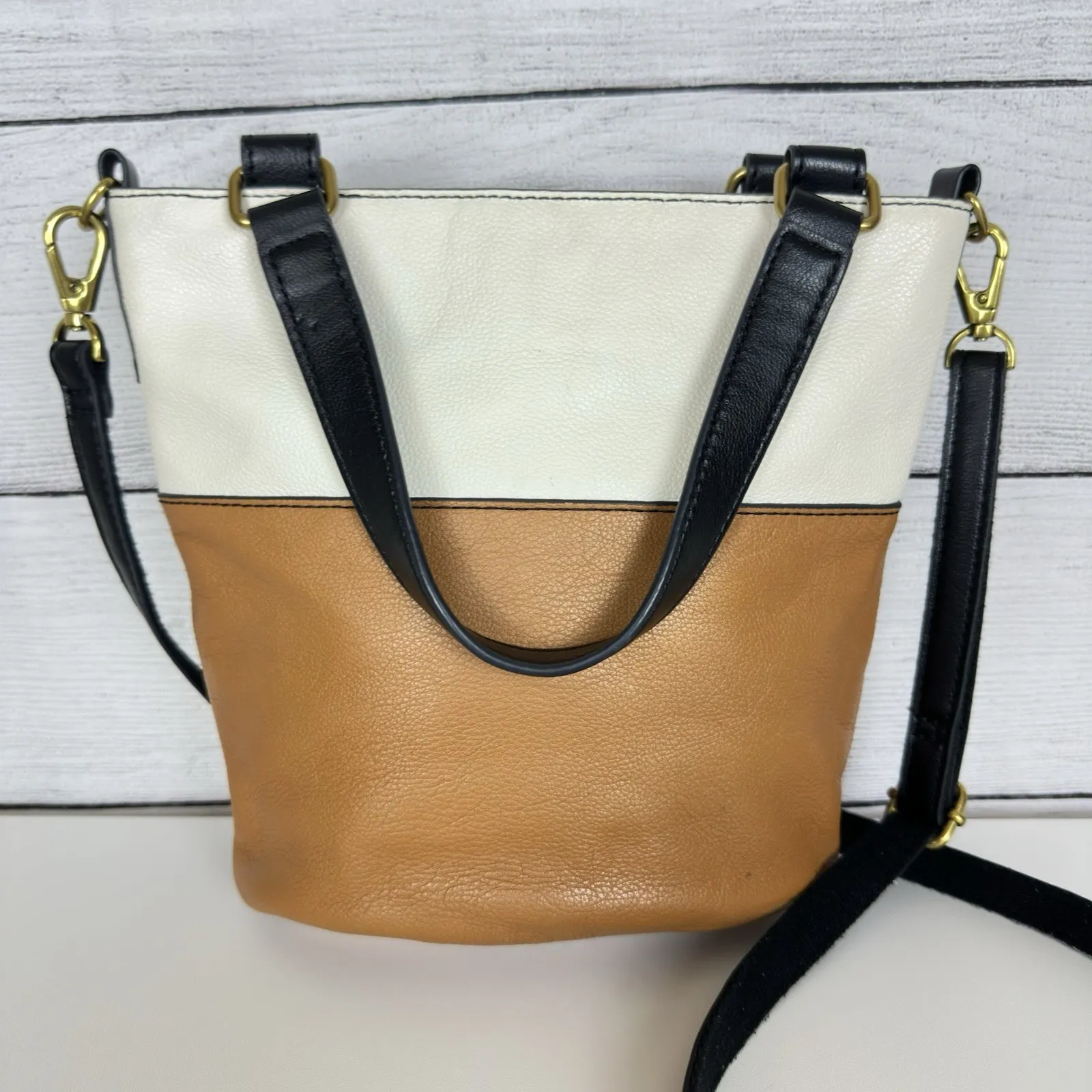 FOSSIL Amelia Bucket Purse Brown/Cream Two-Toned Leather Crossbody Boho Western - Image 4