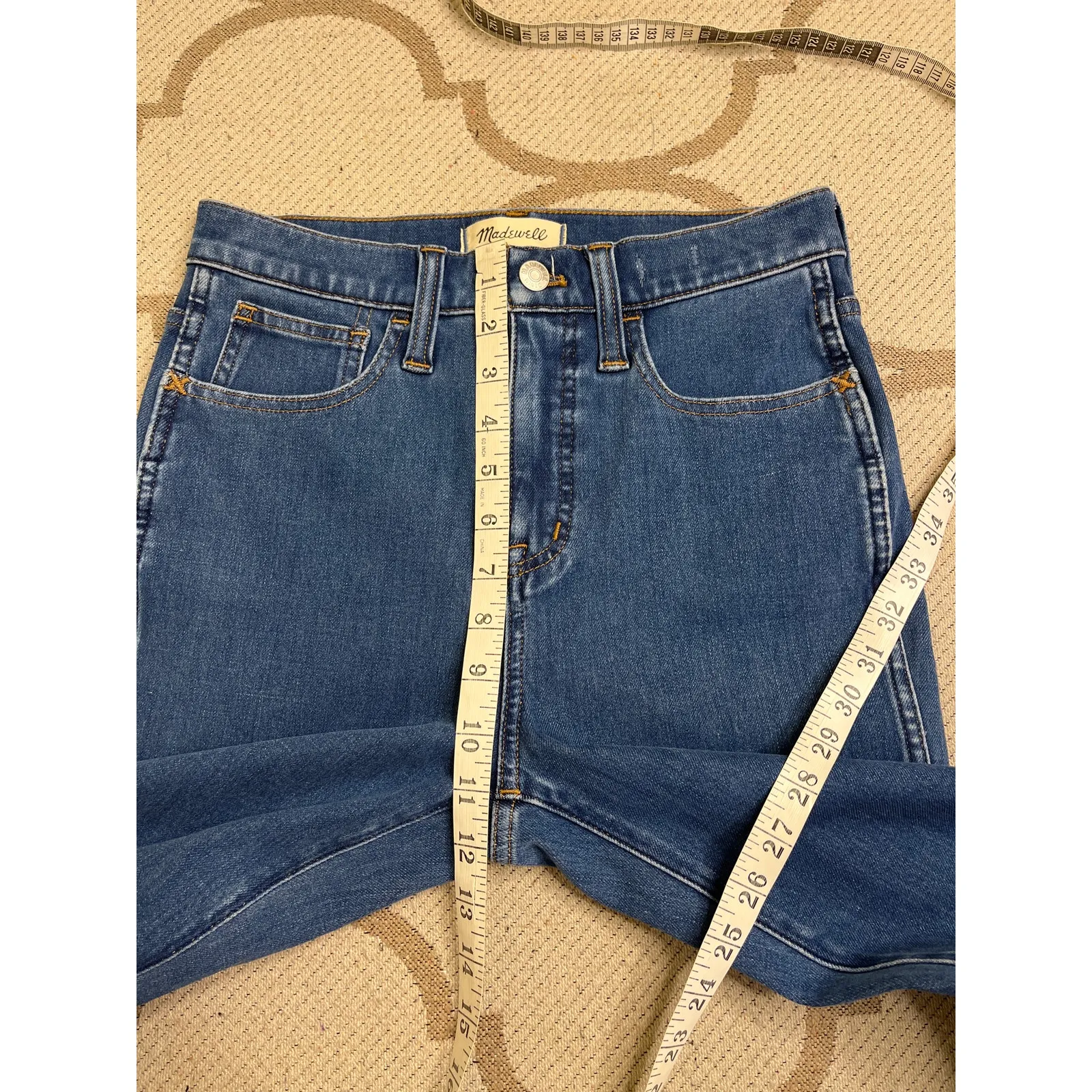 Madewell 11" High-Rise Roadtripper Skinny Jeans: Slit-Hem, dm2475, size 26 - Image 4