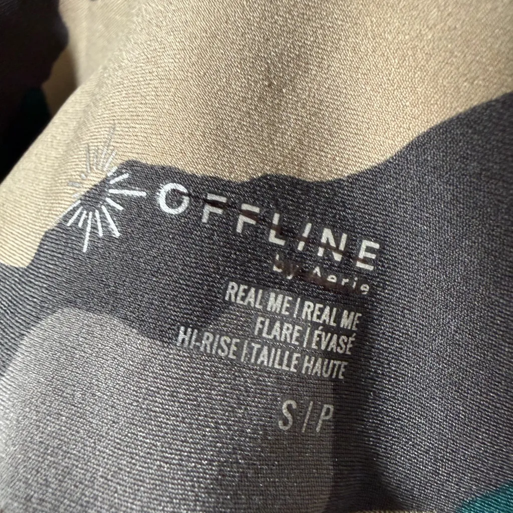 NWOT Offline by Aerie small camo flare high rise leggings - Image 5