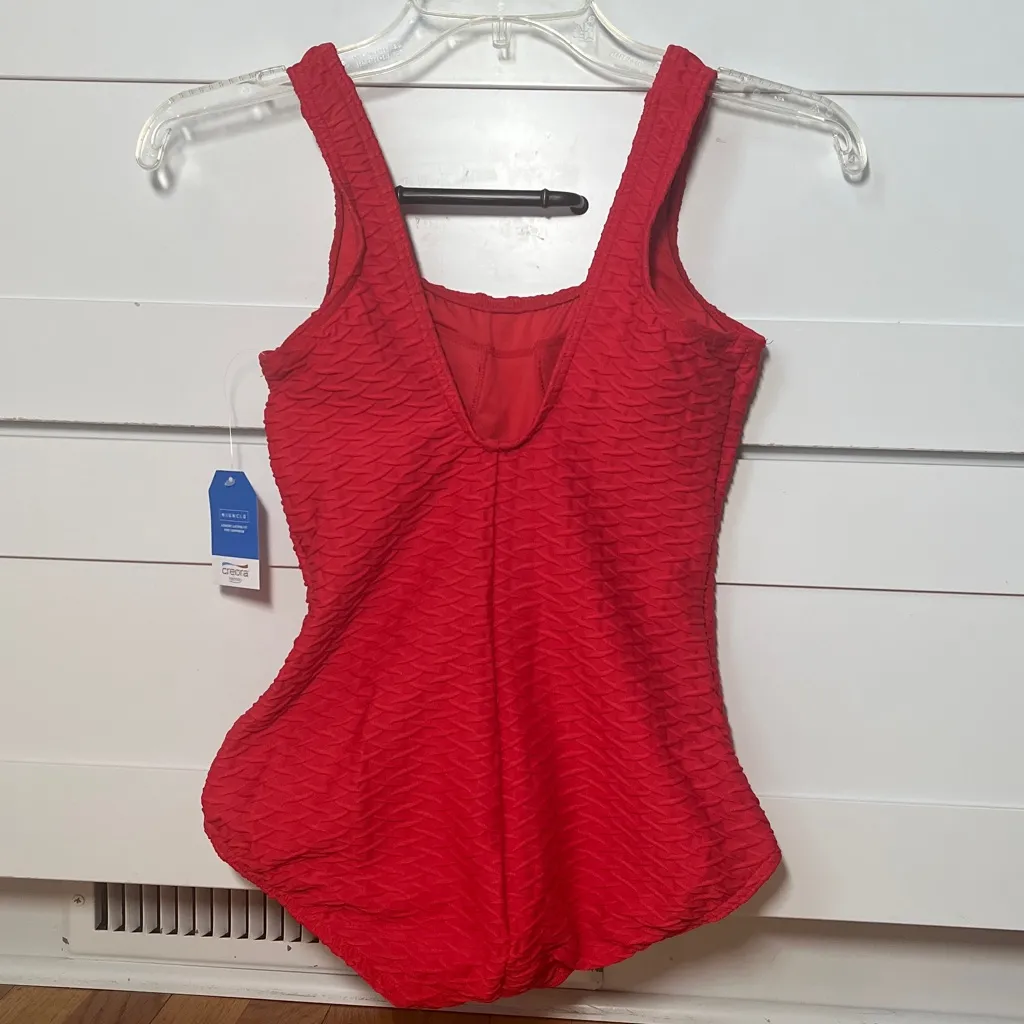 Lands End Women’s Tugless Low Leg Textured One piece Swimsuit Size 2 NWT - Image 4