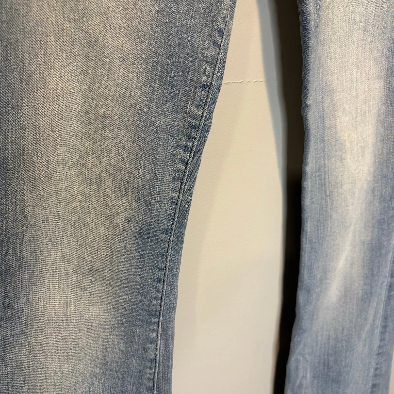 True Religion Becca Mid-Rise Bootcut Jeans - size 25 - Image 7