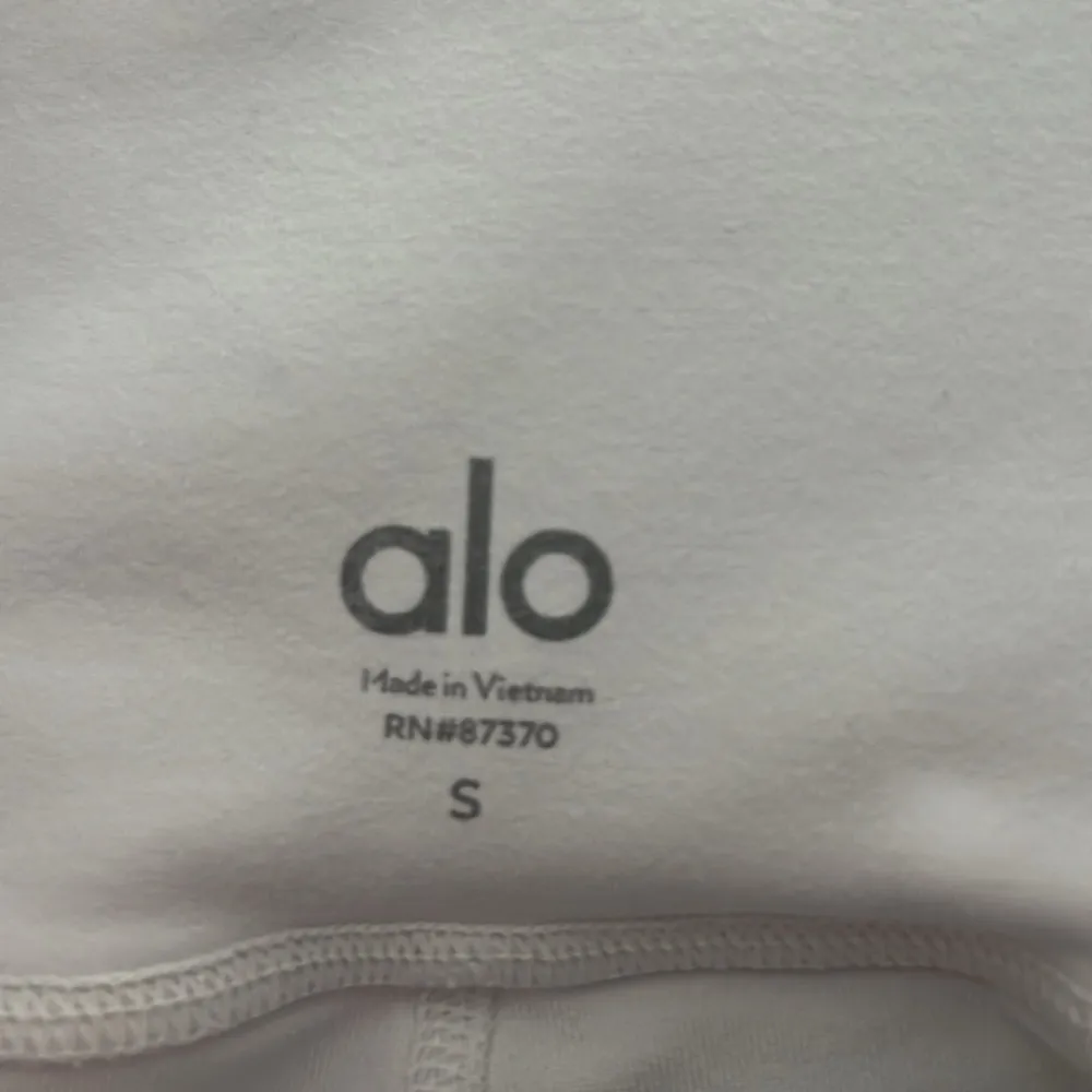 Alo Bike Short Size S - Image 2