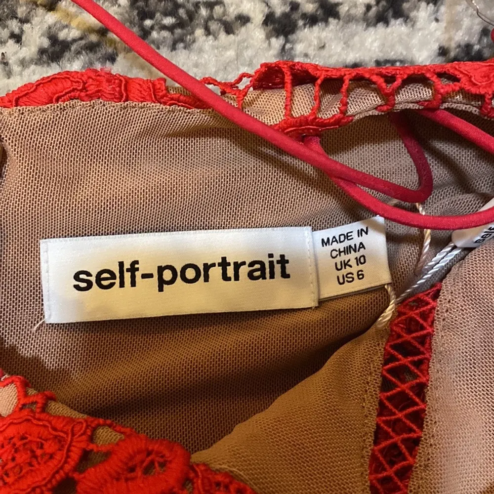 SELF-PORTRAIT Flower Tiered Lace Dress size 6 - Image 4