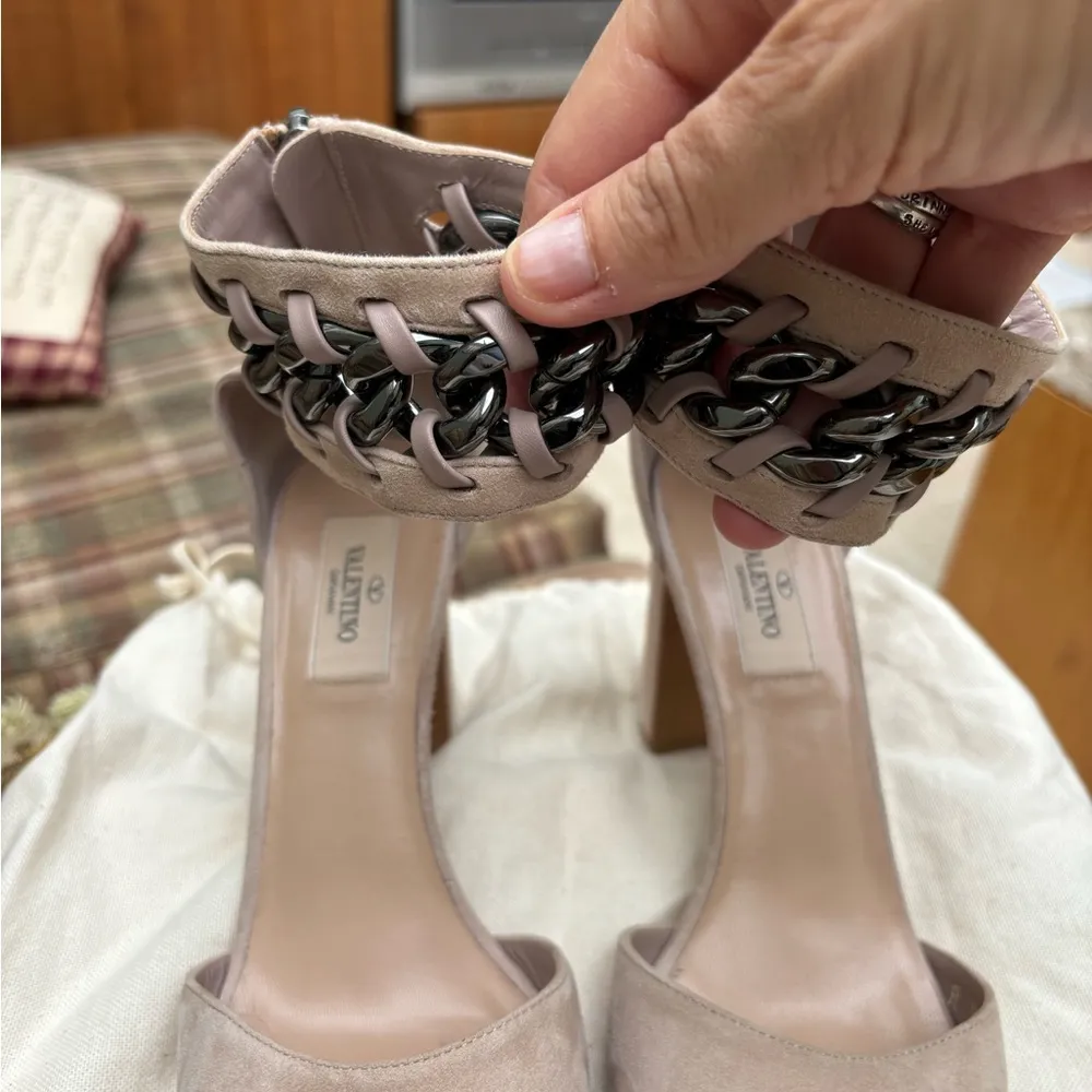 Valentino Garavani shoes 37 1/2 suede chain ankle sandal - Image 3