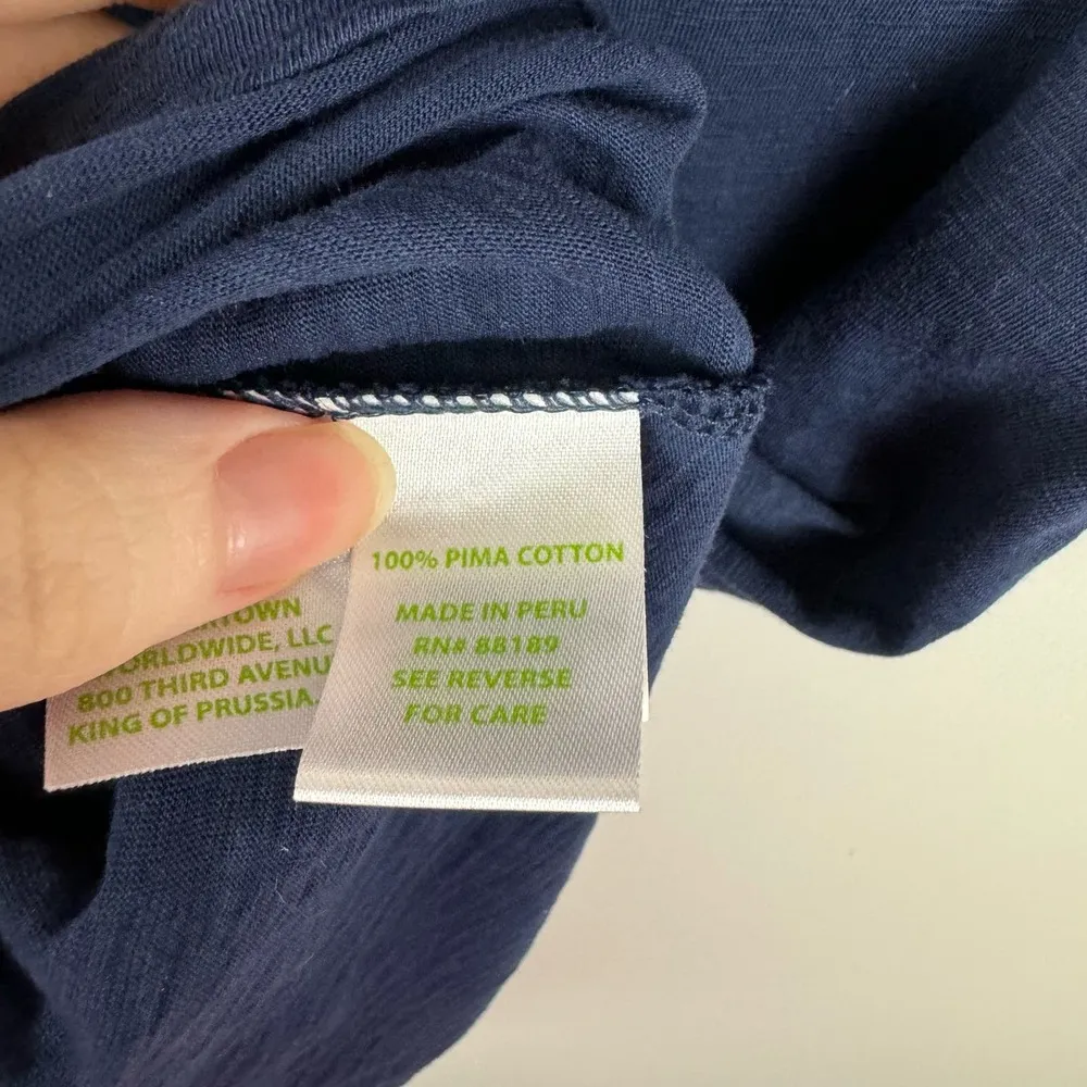 Lilly Pulitzer Pima Cotton True Navy Short Sleeve T-Shirt Size Small - Image 4