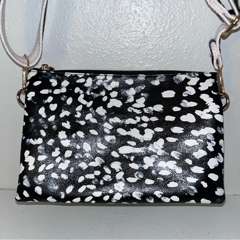 JEN & CO Black White Canvas Versatile Wristlet Crossbody Bag Purse - Image 4