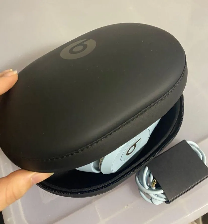 Beats by Dre studio3 wireless headphones crystal blue - Image 4