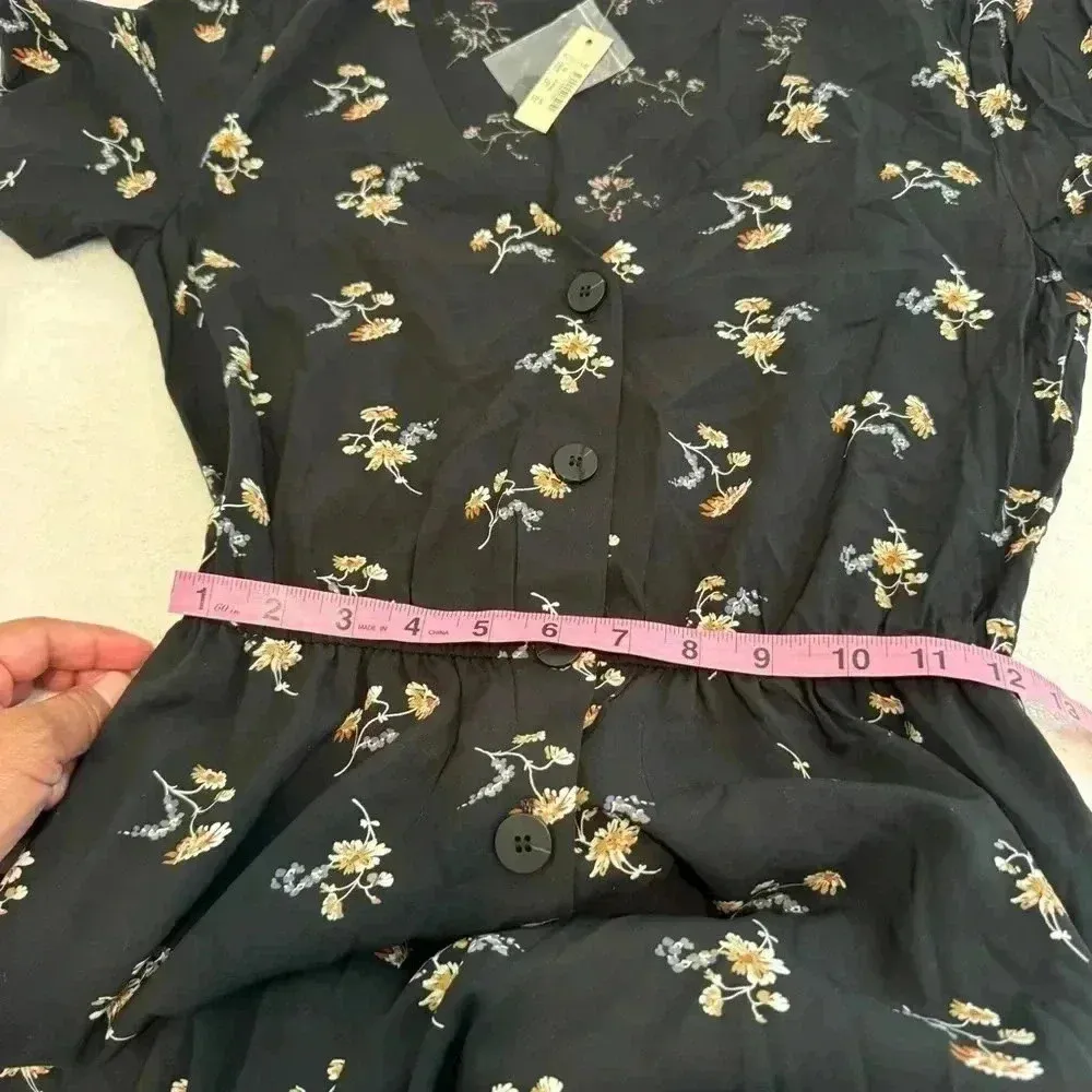 madewell Button-Front Day Romper in Daisies size Xs - Image 6