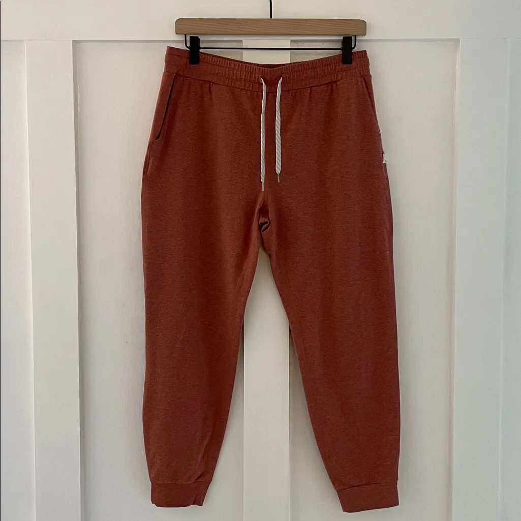 VUORI Performance Jogger in Cinnamon Heather Size M NWOT - Image 4