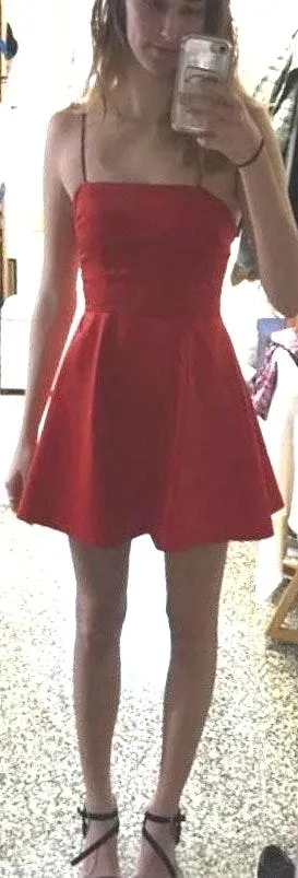 Showpo Red Cocktail Dress - Image 3